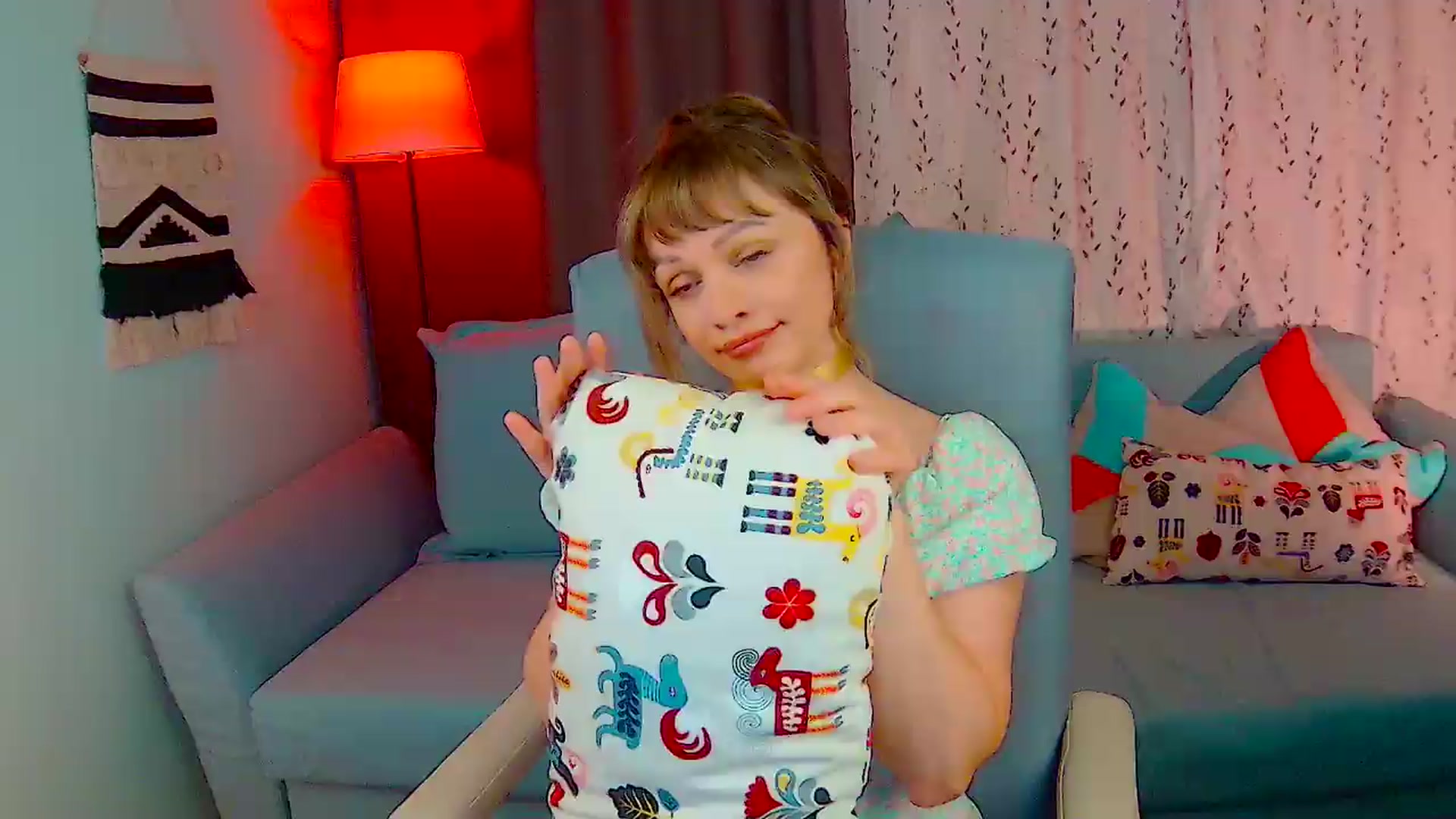 Gallery image thumbnail from SweetDazzle's myfreecams stream on, 05/18/2026, 08:38 image 10 of 20