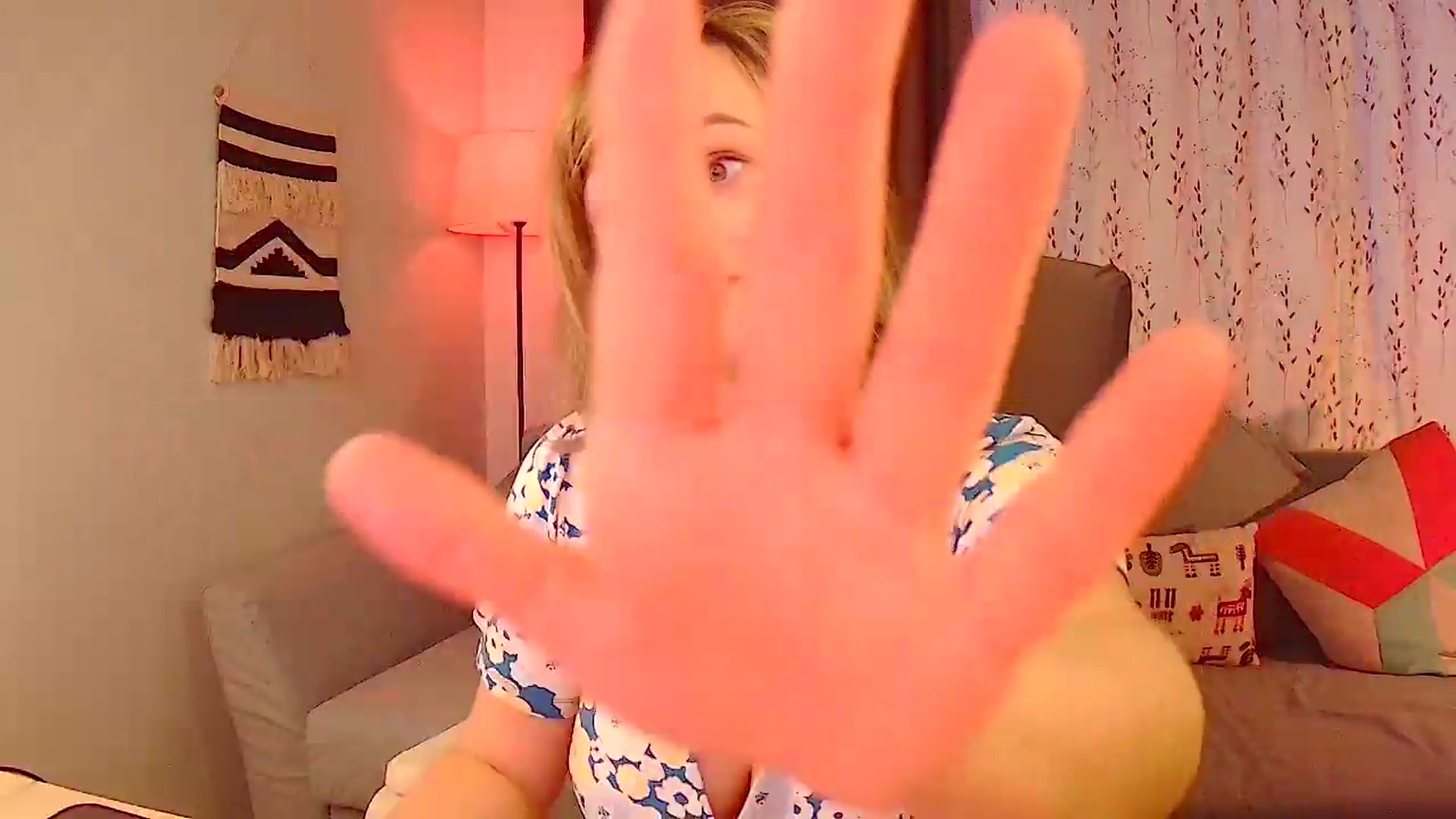 Gallery image thumbnail from SweetDazzle's myfreecams stream on, 08/05/2026, 14:34 image 2 of 20