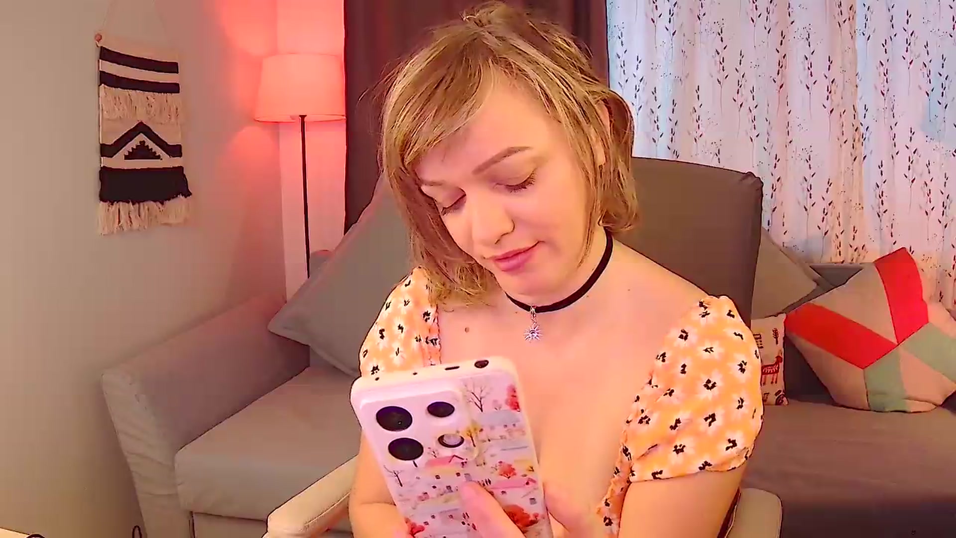 Gallery image thumbnail from SweetDazzle's myfreecams stream on, 08/06/2026, 07:05 image 16 of 20