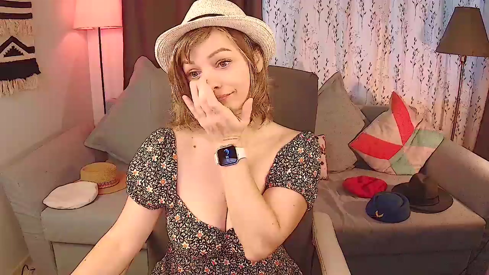 Gallery image thumbnail from SweetDazzle's myfreecams stream on, 08/12/2026, 07:35 image 9 of 20