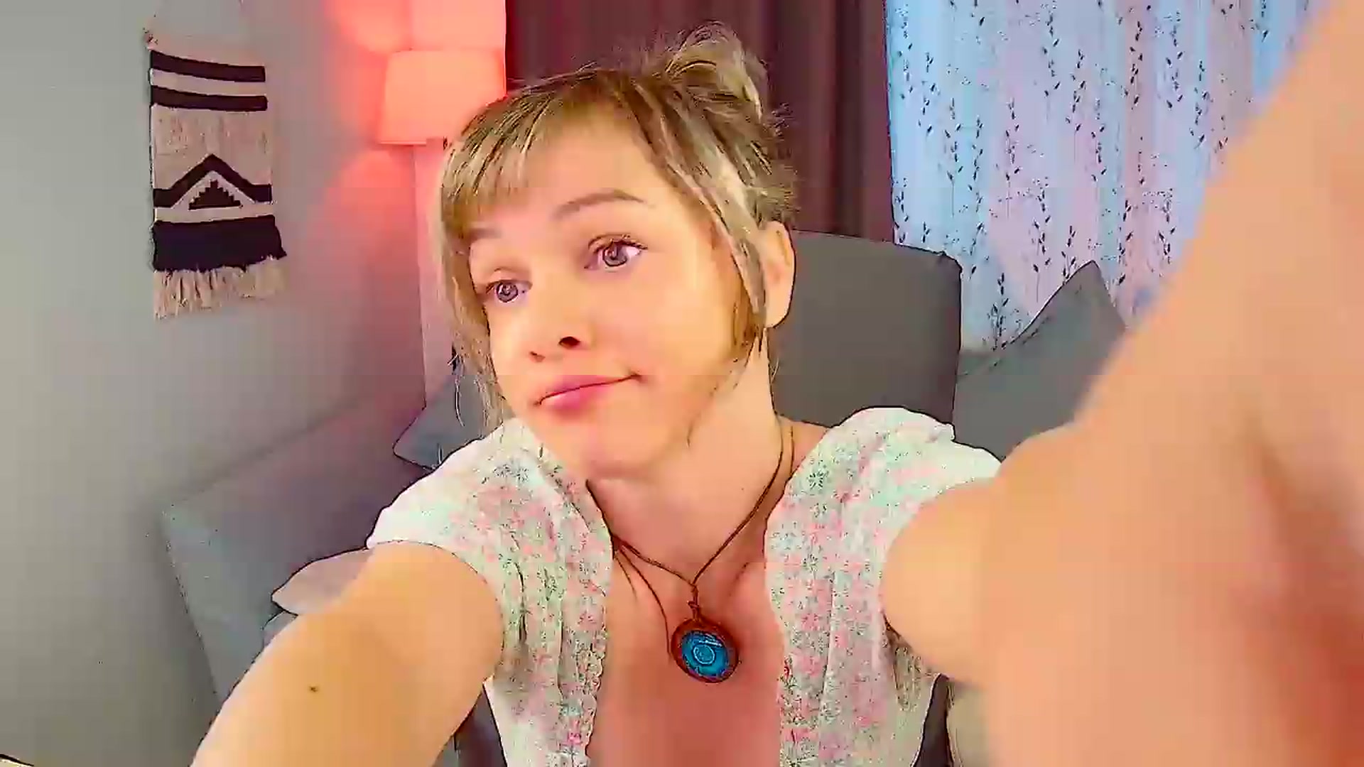 Gallery image thumbnail from SweetDazzle's myfreecams stream on, 08/13/2026, 06:35 image 2 of 20