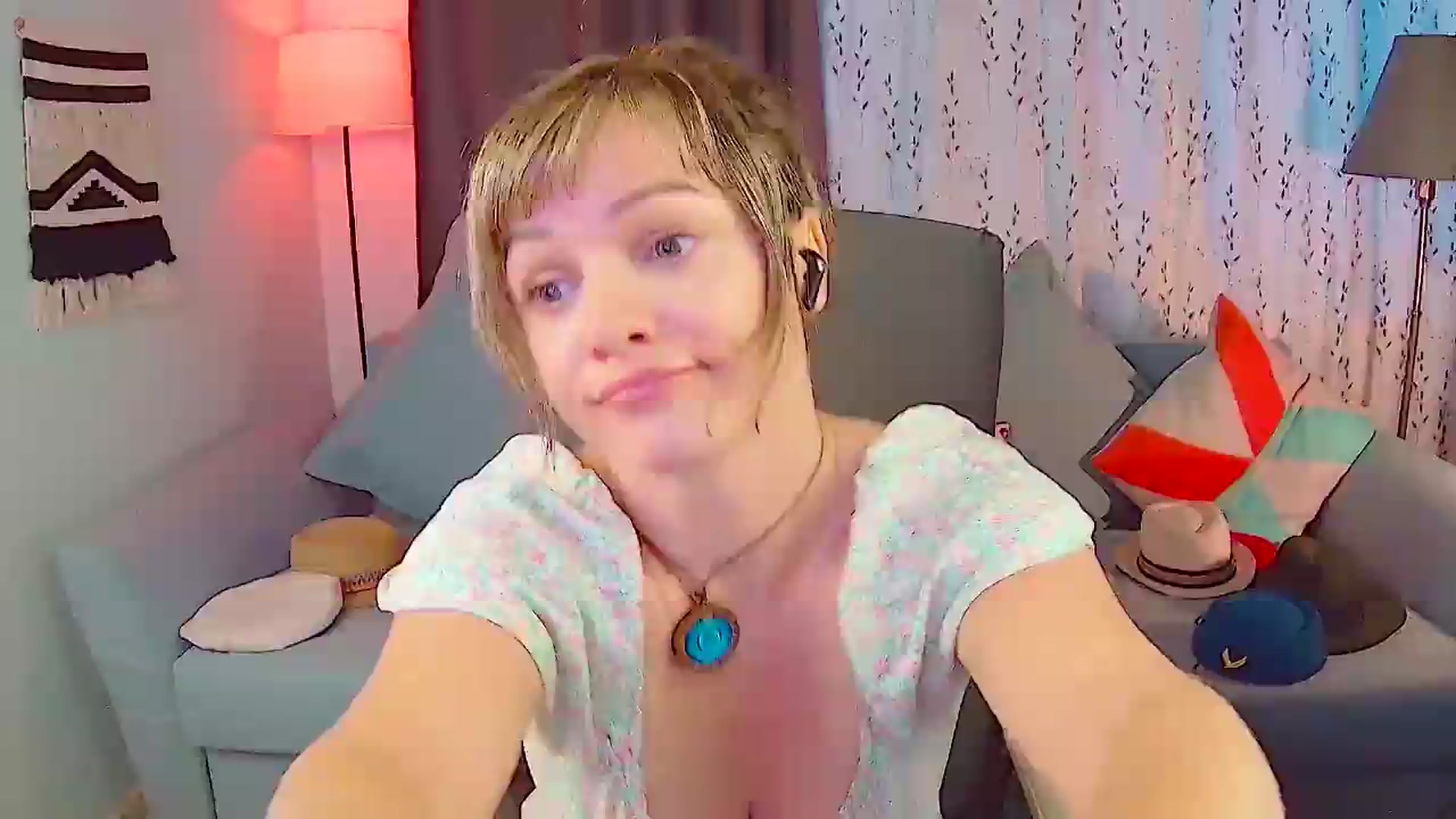 Gallery image thumbnail from SweetDazzle's myfreecams stream on, 08/13/2026, 13:57 image 1 of 20