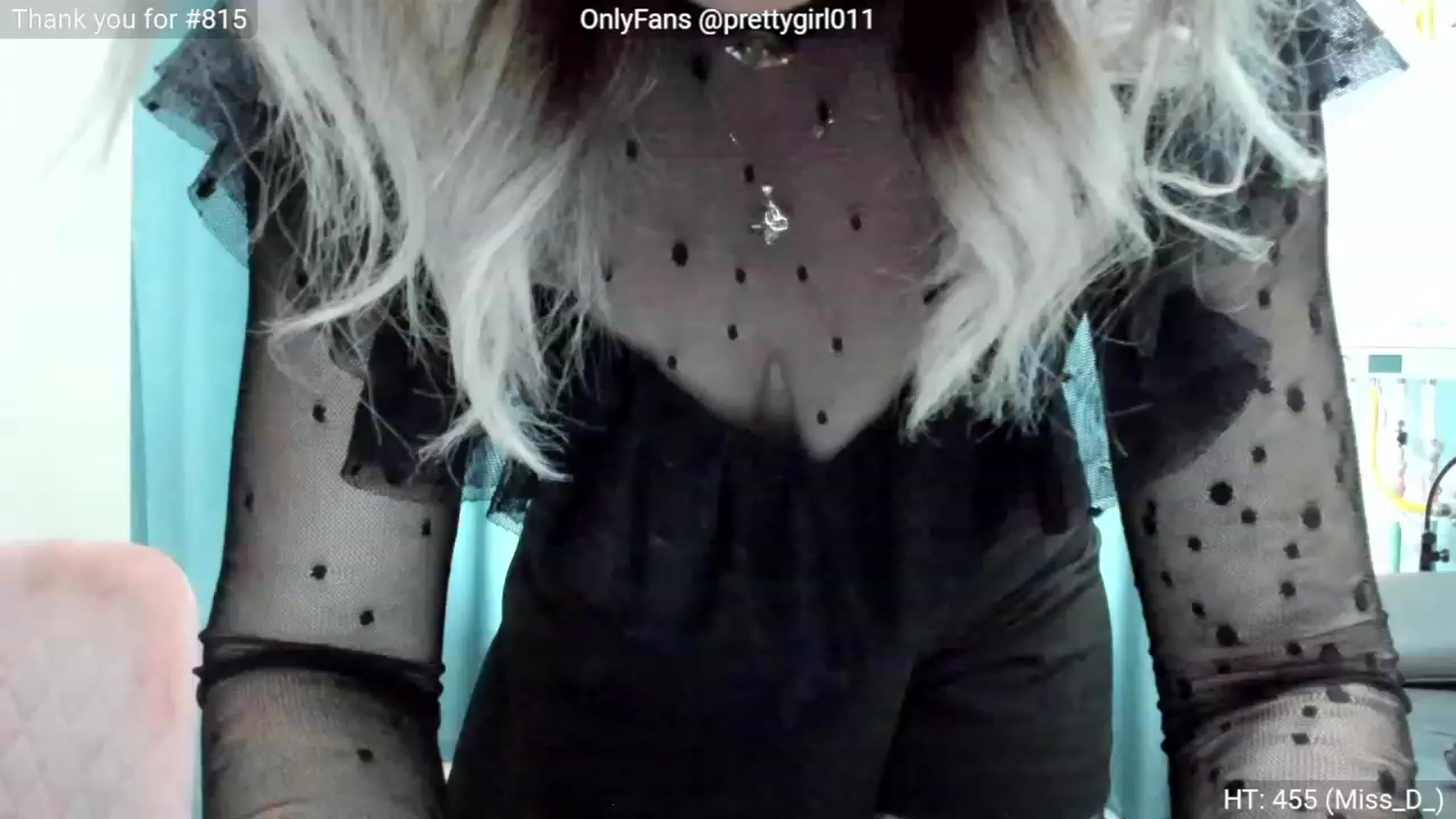Gallery image thumbnail from SweetDelia_'s myfreecams stream on, 11/18/2022, 14:04 image 1 of 20