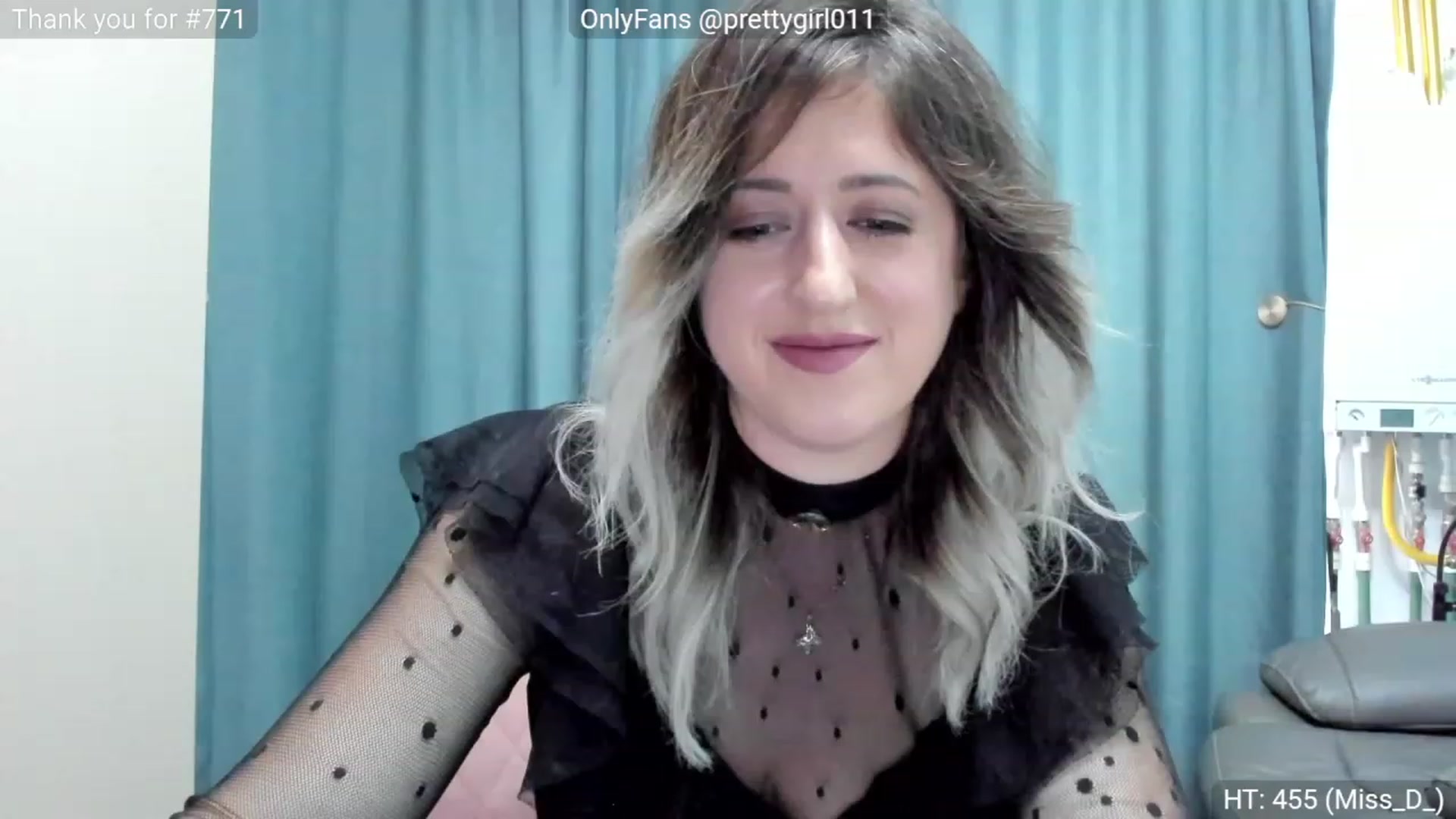 Gallery image thumbnail from SweetDelia_'s myfreecams stream on, 11/18/2022, 14:04 image 19 of 20