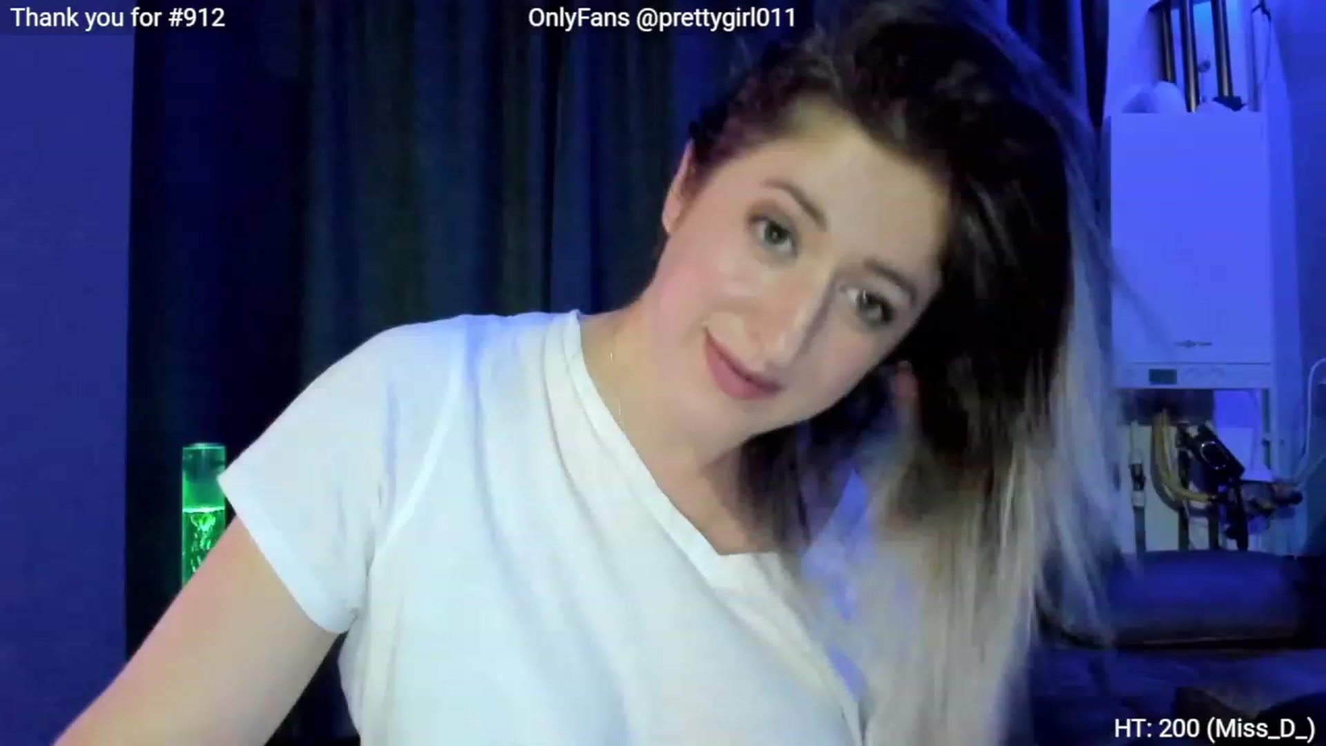 Gallery image thumbnail from SweetDelia_'s myfreecams stream on, 11/23/2022, 20:38 image 12 of 20