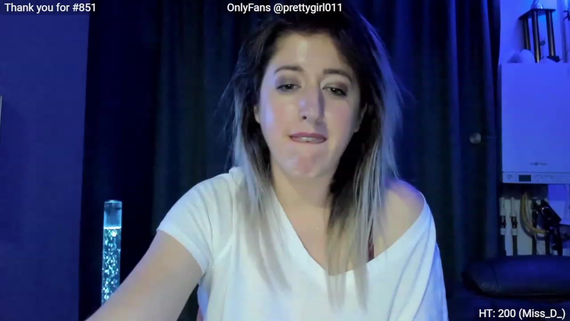 Gallery image thumbnail from SweetDelia_'s myfreecams stream on, 11/23/2022, 23:36 image 14 of 20