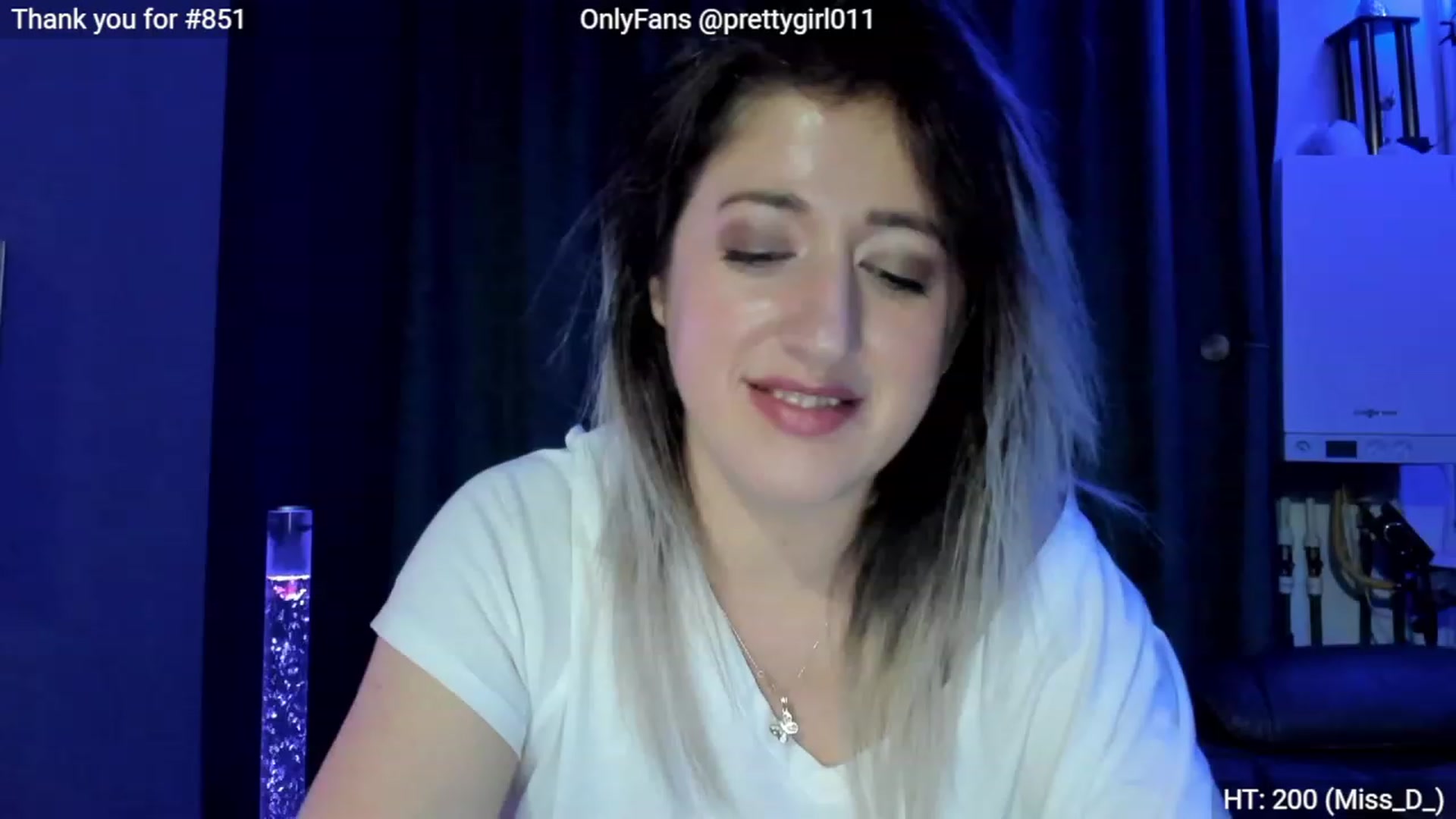 Gallery image thumbnail from SweetDelia_'s myfreecams stream on, 11/23/2022, 23:36 image 17 of 20