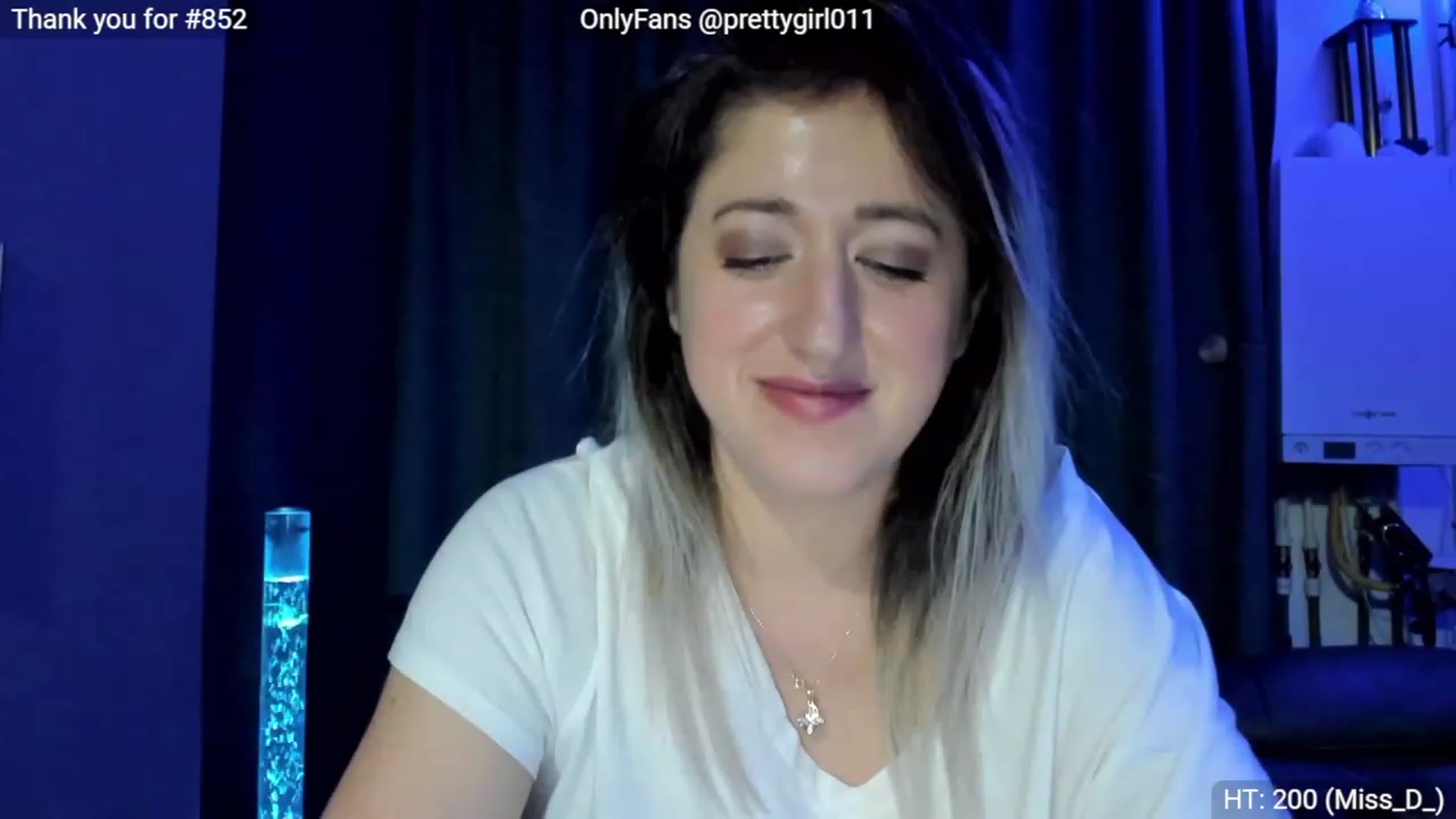 Gallery image thumbnail from SweetDelia_'s myfreecams stream on, 11/23/2022, 23:36 image 19 of 20