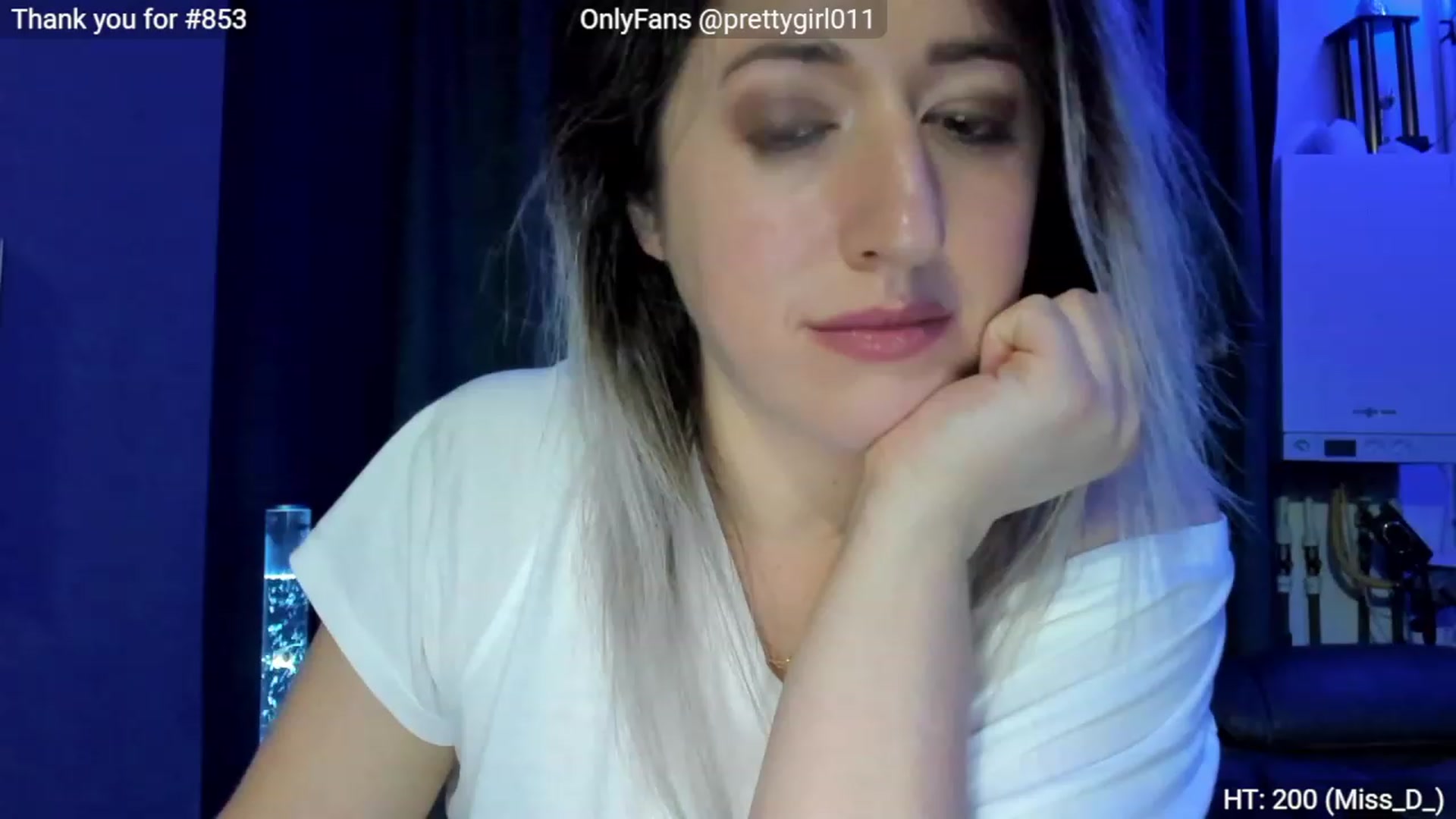 Gallery image thumbnail from SweetDelia_'s myfreecams stream on, 11/24/2022, 24:01 image 9 of 20