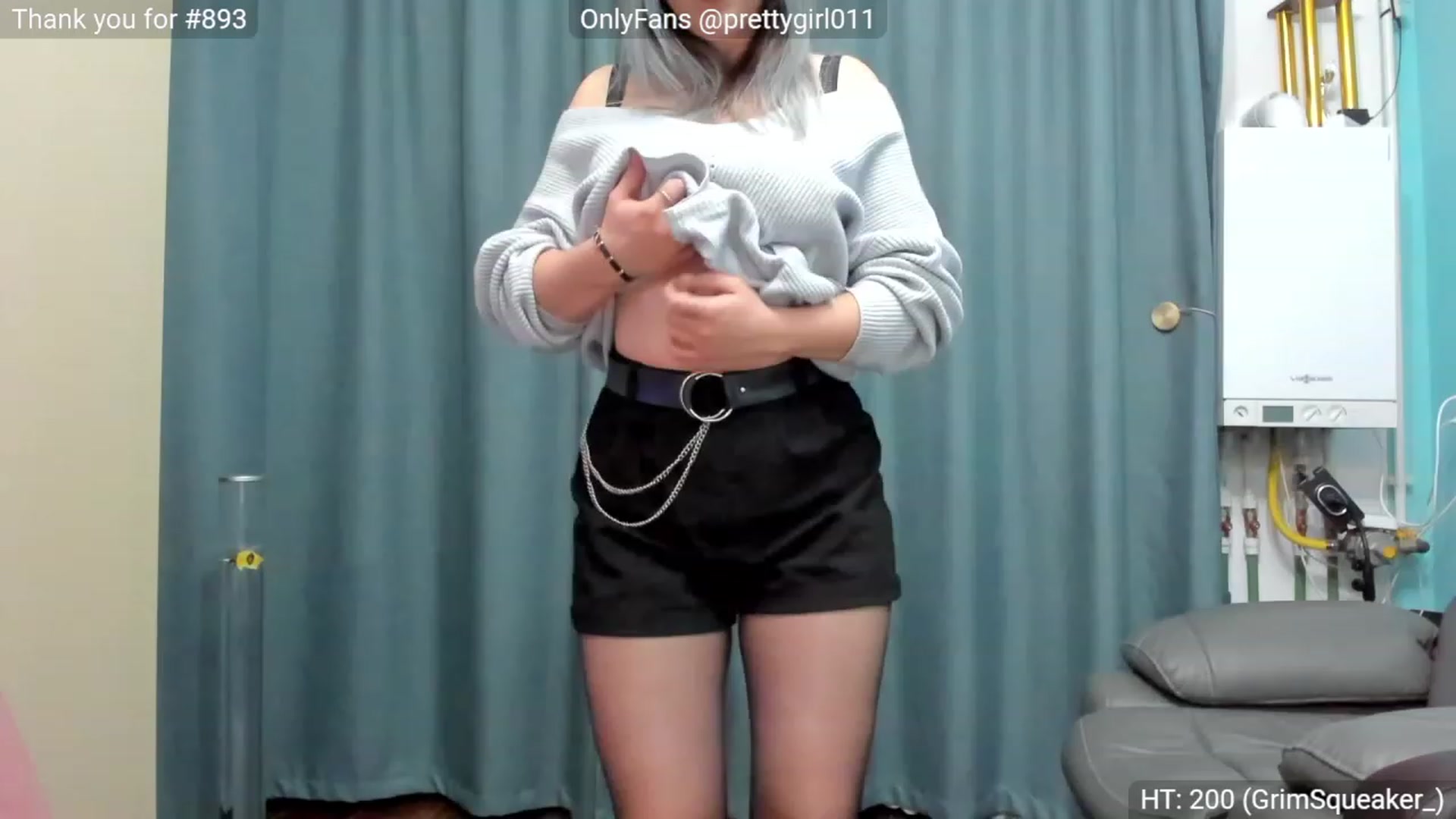 Gallery image thumbnail from SweetDelia_'s myfreecams stream on, 11/25/2022, 23:23 image 4 of 20