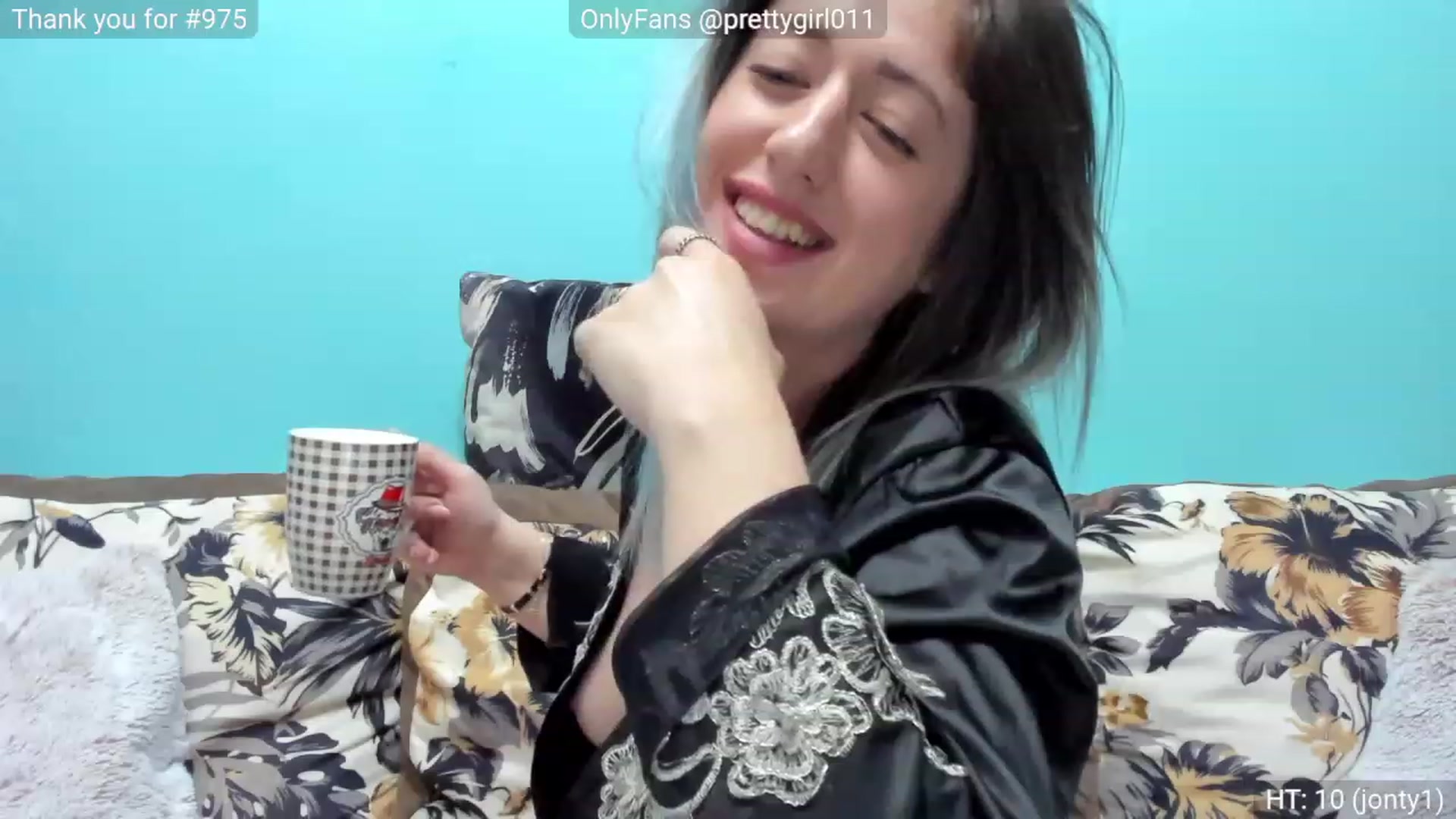 Gallery image thumbnail from SweetDelia_'s myfreecams stream on, 11/28/2022, 24:50 image 15 of 20