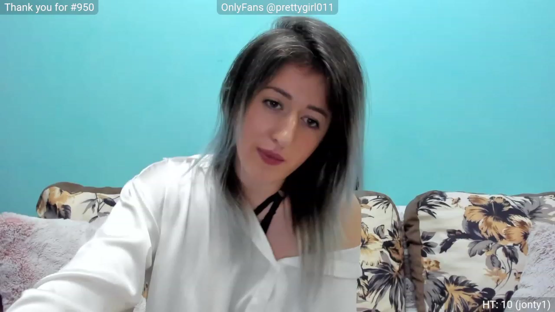 Gallery image thumbnail from SweetDelia_'s myfreecams stream on, 11/28/2022, 18:43 image 19 of 20