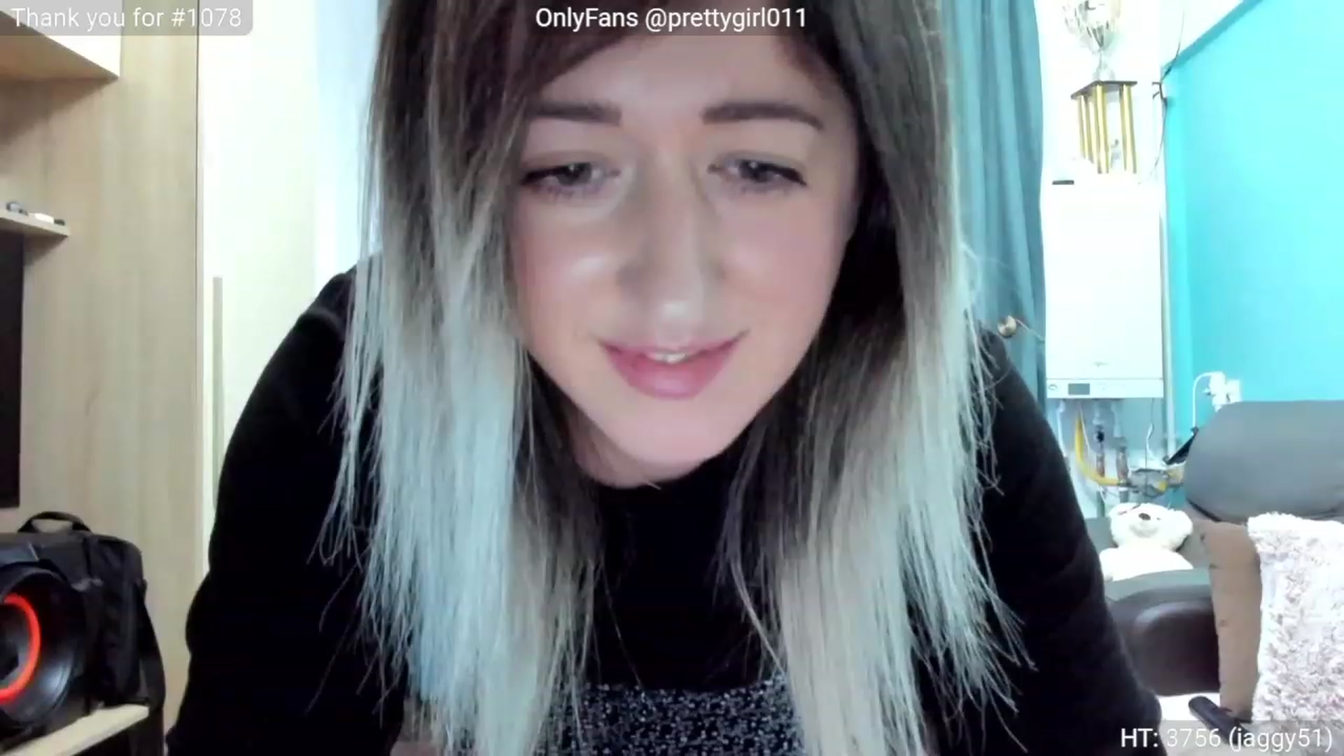 Gallery image thumbnail from SweetDelia_'s myfreecams stream on, 12/12/2022, 14:25 image 17 of 20