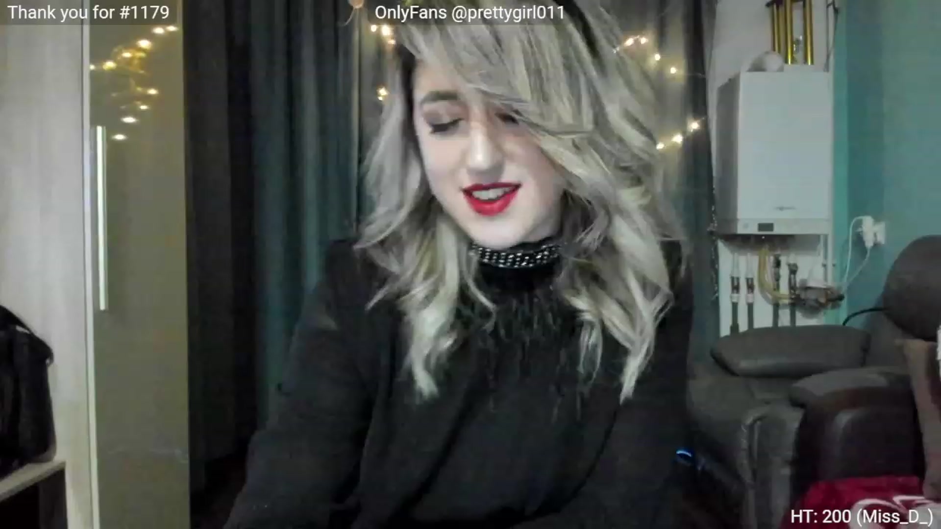 Gallery image thumbnail from SweetDelia_'s myfreecams stream on, 12/31/2022, 23:08 image 6 of 20