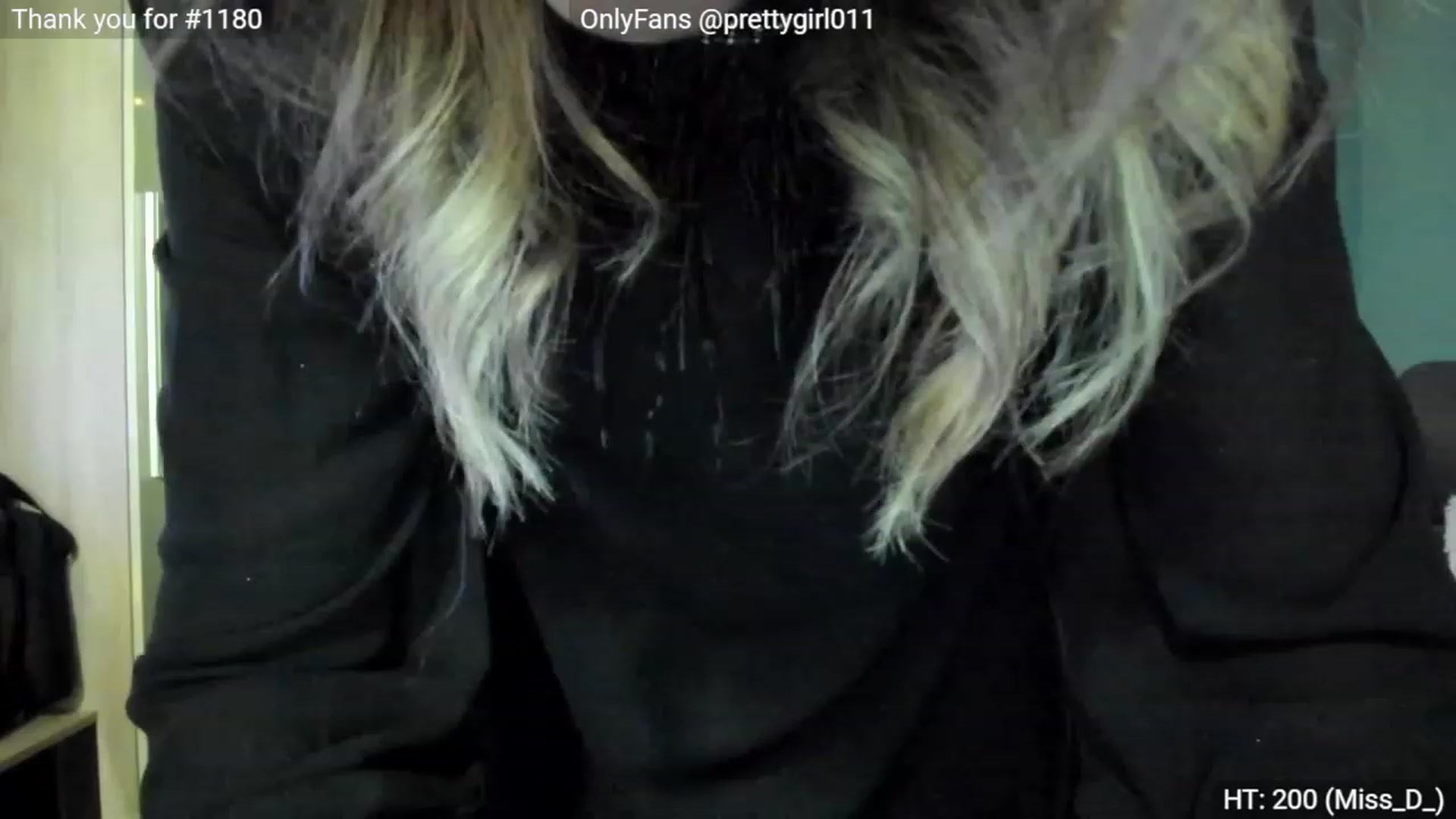 Gallery image thumbnail from SweetDelia_'s myfreecams stream on, 12/31/2022, 23:08 image 20 of 20