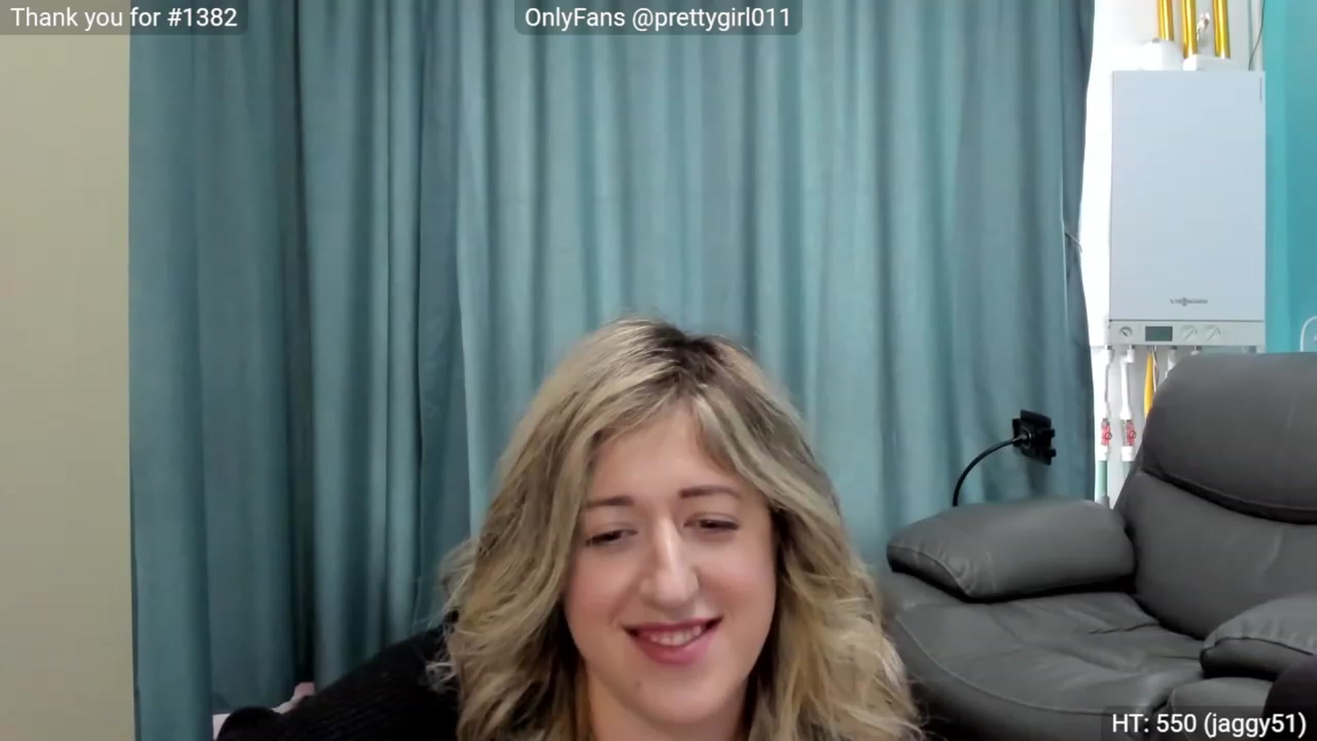 Gallery image thumbnail from SweetDelia_'s myfreecams stream on, 01/16/2023, 12:47 image 19 of 20