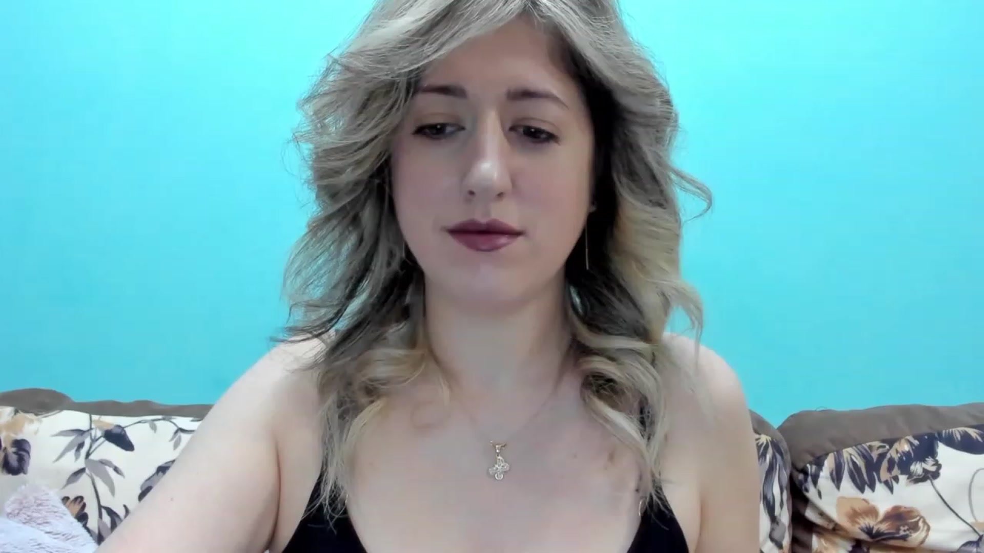 Gallery image thumbnail from SweetDelia_'s myfreecams stream on, 02/19/2023, 13:09 image 5 of 20