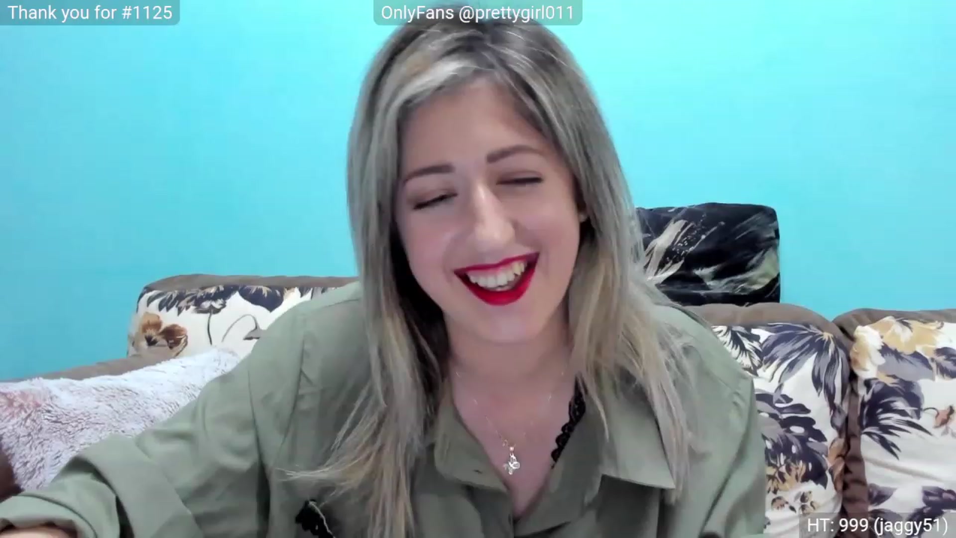 Gallery image thumbnail from SweetDelia_'s myfreecams stream on, 03/28/2023, 12:11 image 12 of 20