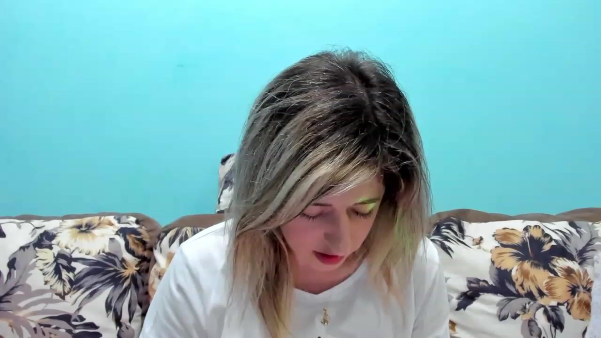 Gallery image thumbnail from SweetDelia_'s myfreecams stream on, 04/03/2023, 11:49 image 6 of 20