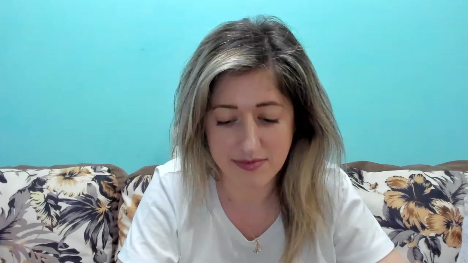 Gallery image thumbnail from SweetDelia_'s myfreecams stream on, 04/03/2023, 11:49 image 10 of 20