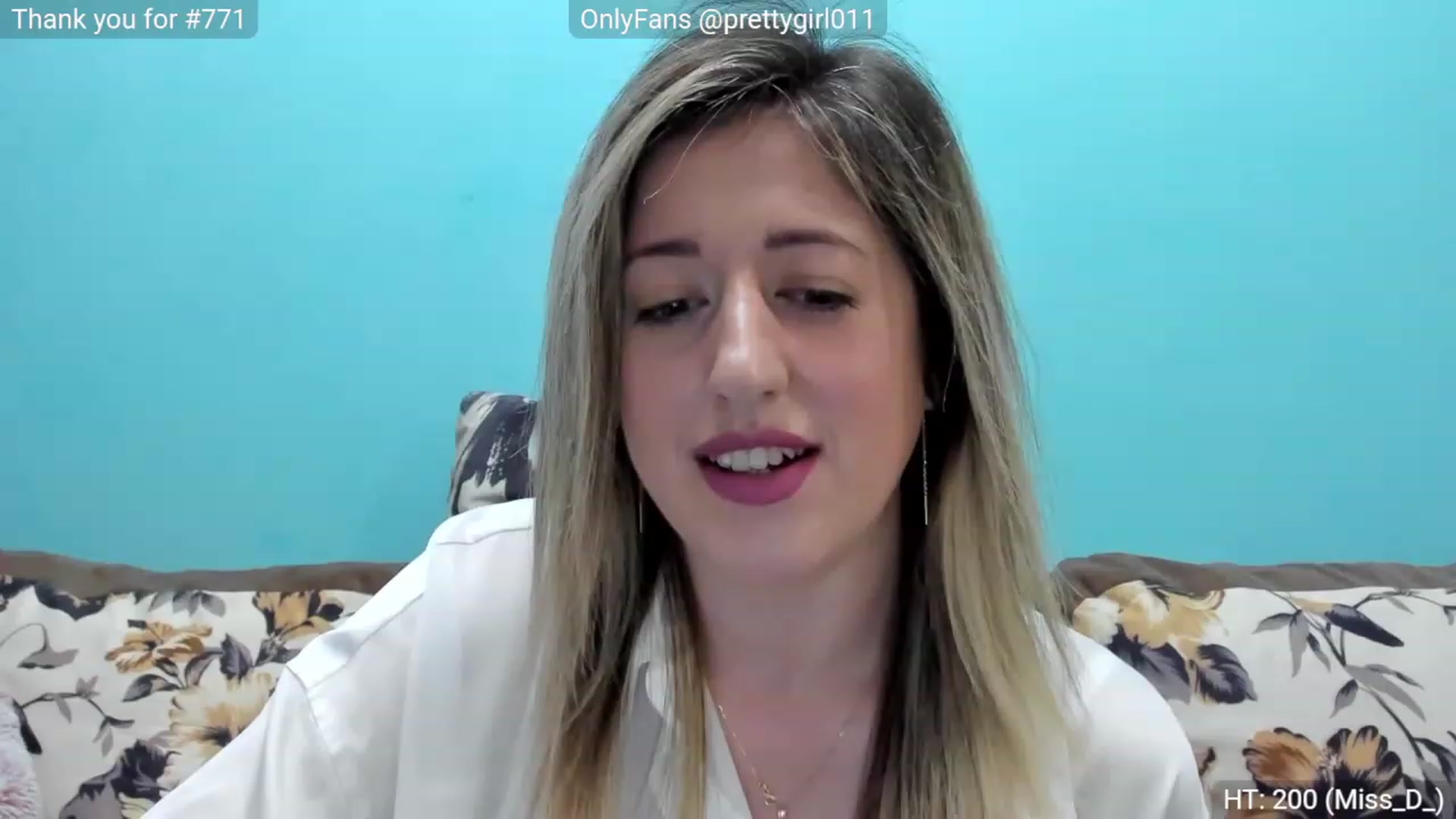 Gallery image thumbnail from SweetDelia_'s myfreecams stream on, 04/20/2023, 17:16 image 13 of 20