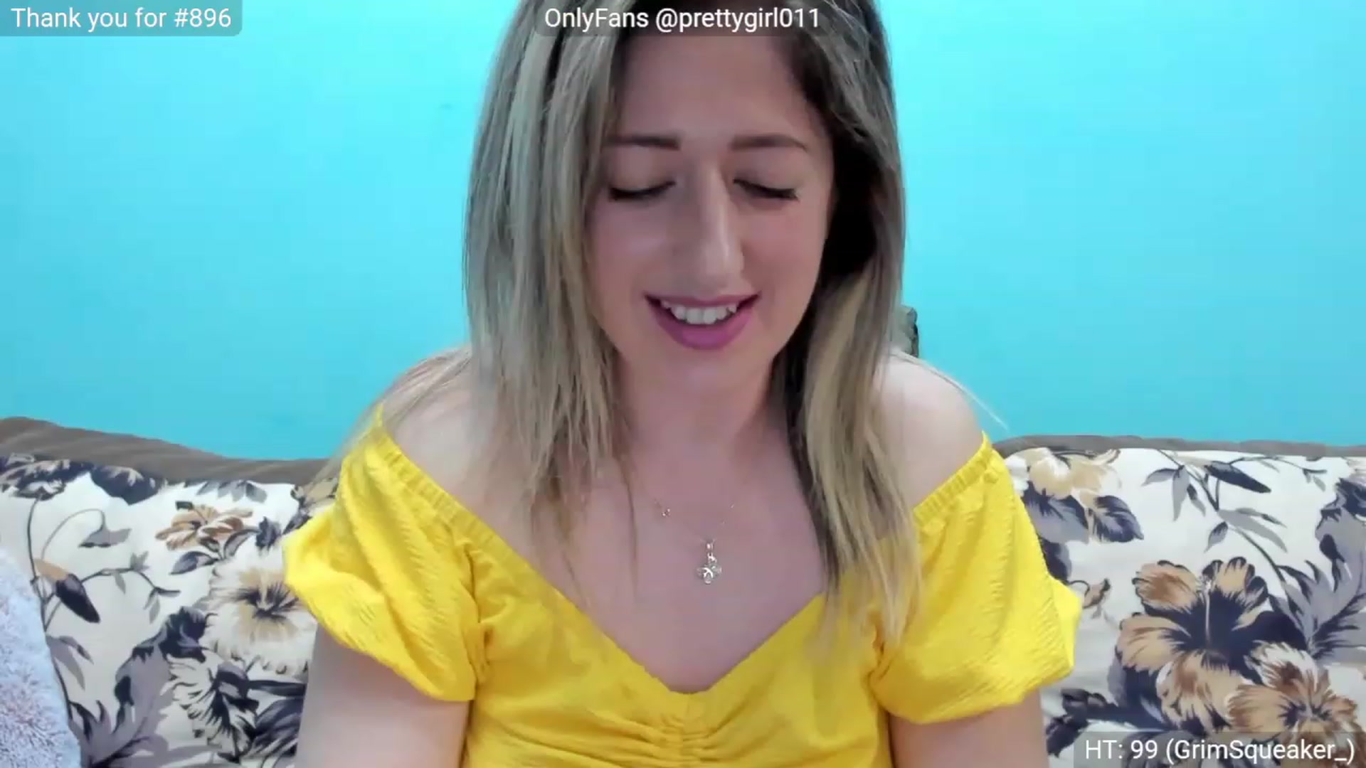 Gallery image thumbnail from SweetDelia_'s myfreecams stream on, 04/28/2023, 12:52 image 7 of 20