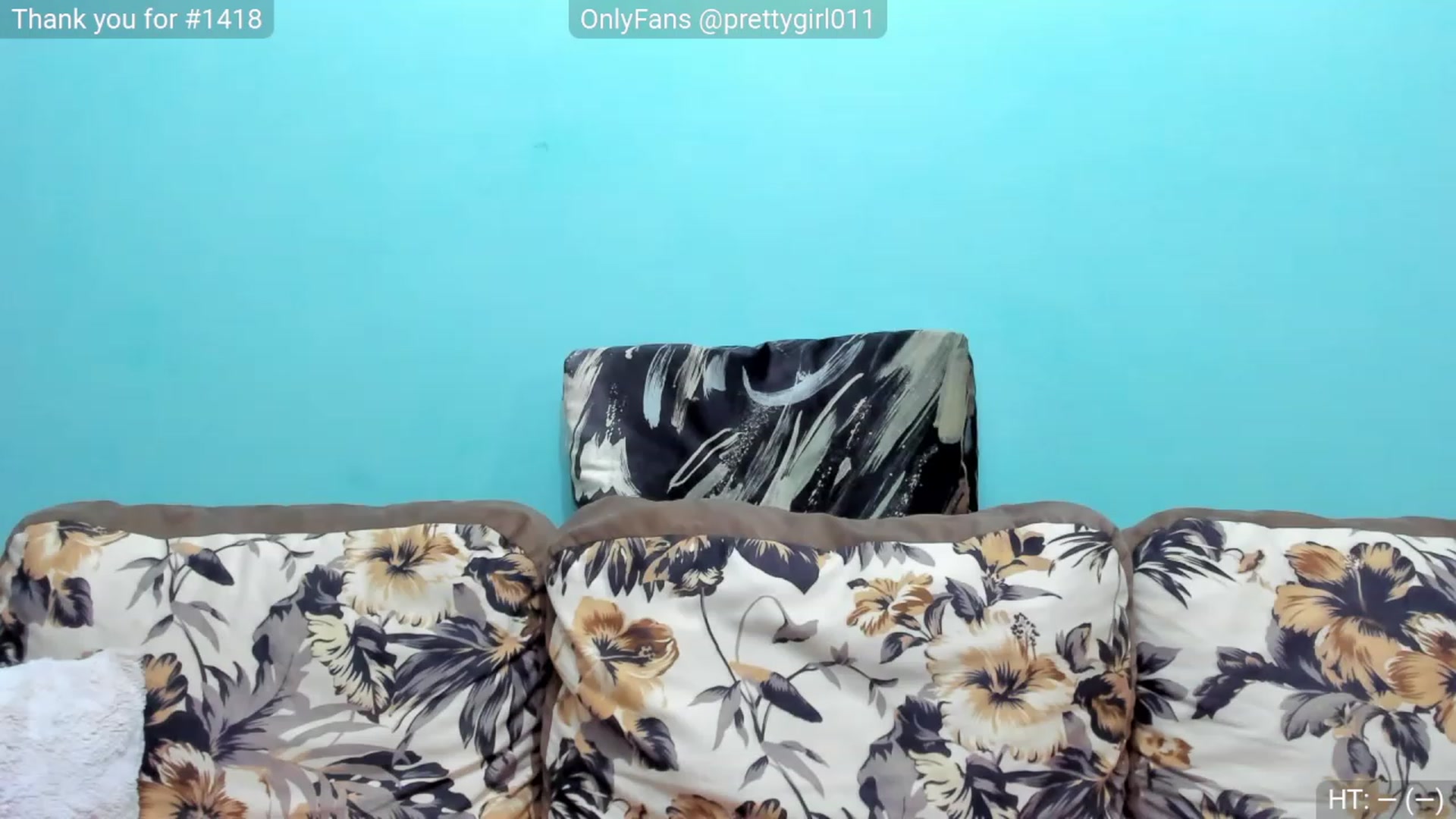 Gallery image thumbnail from SweetDelia_'s myfreecams stream on, 05/22/2023, 15:23 image 4 of 20