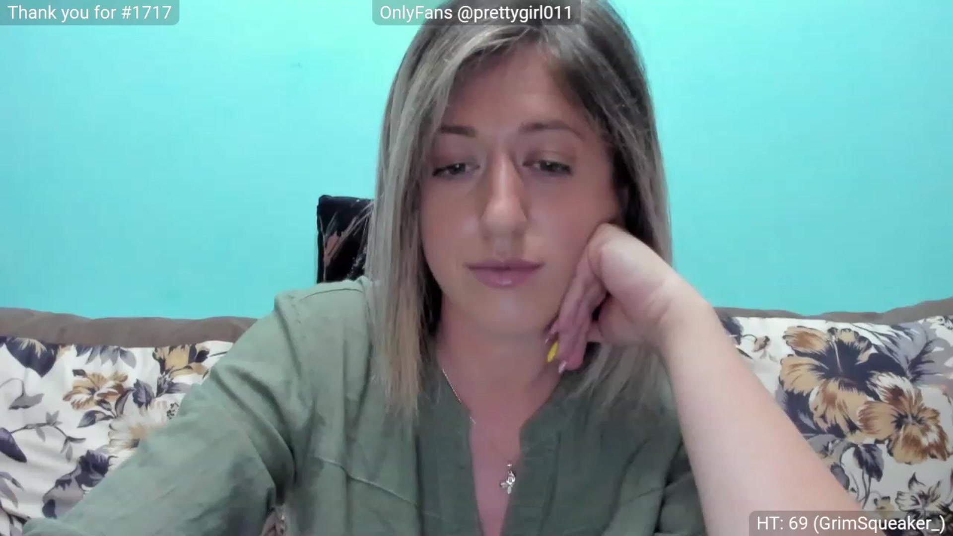 Gallery image thumbnail from SweetDelia_'s myfreecams stream on, 06/19/2023, 16:37 image 8 of 20