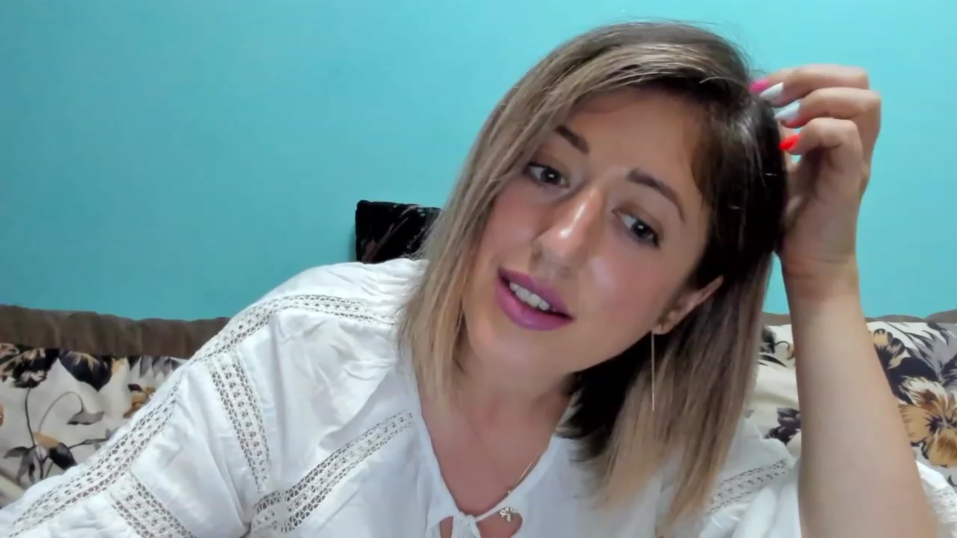 Gallery image thumbnail from SweetDelia_'s myfreecams stream on, 06/24/2023, 16:55 image 17 of 20