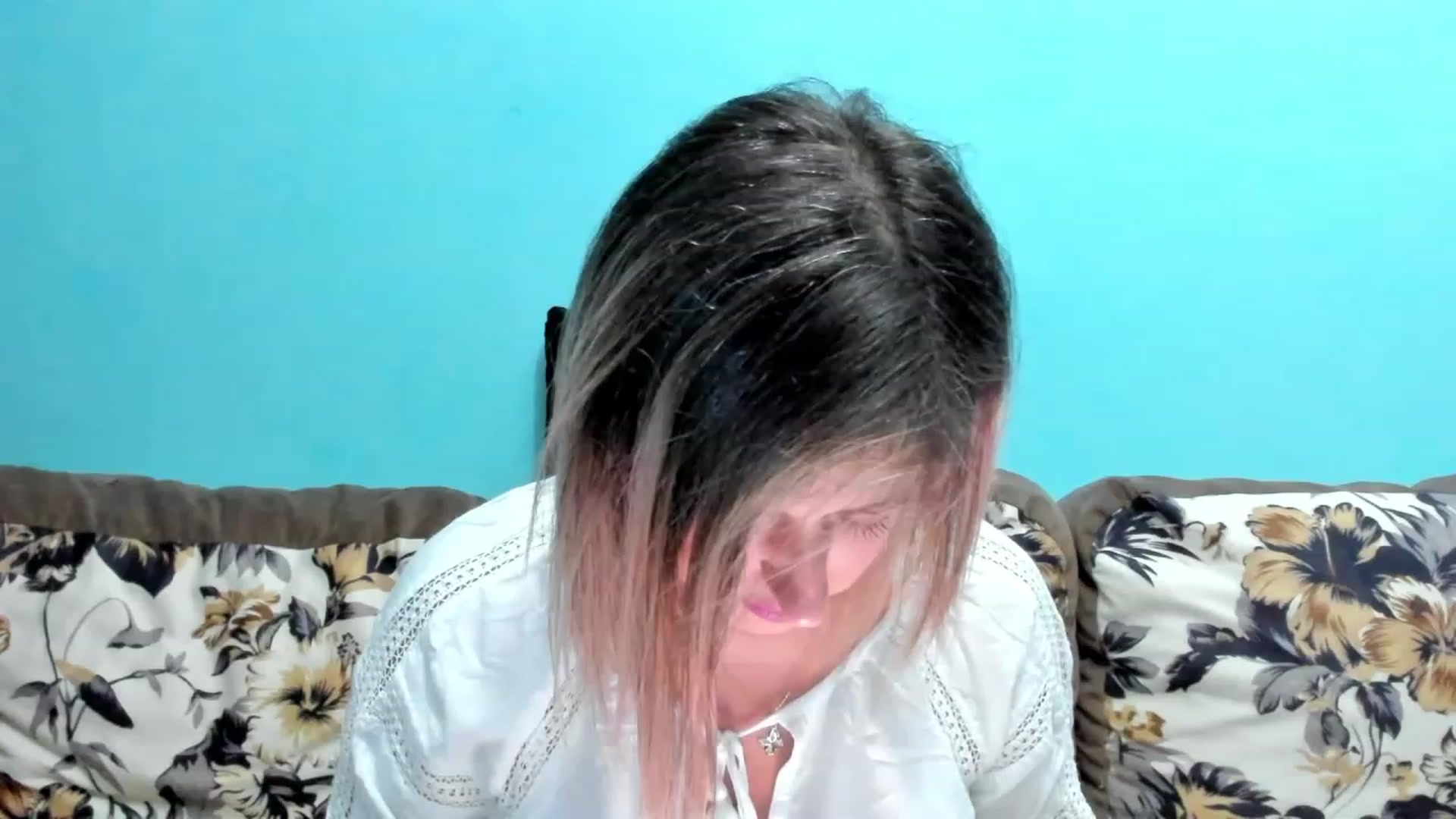 Gallery image thumbnail from SweetDelia_'s myfreecams stream on, 06/24/2023, 16:55 image 12 of 20