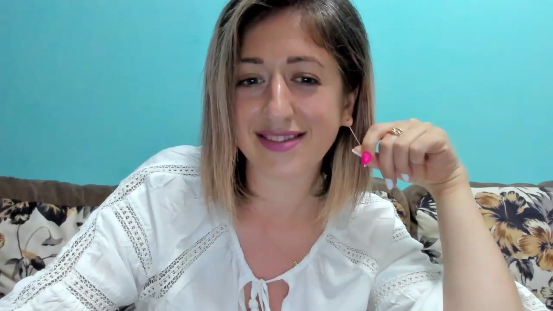 Gallery image thumbnail from SweetDelia_'s myfreecams stream on, 06/24/2023, 16:55 image 9 of 20