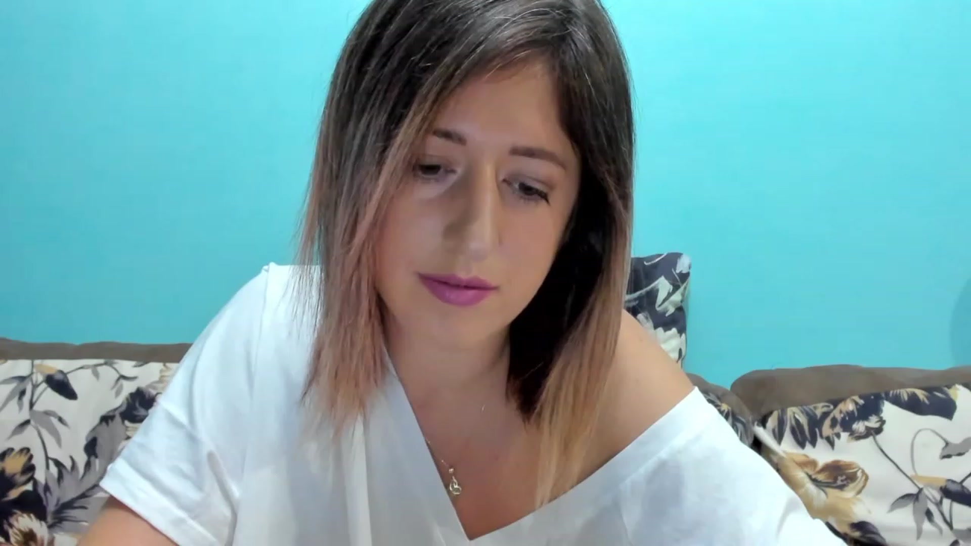 Gallery image thumbnail from SweetDelia_'s myfreecams stream on, 08/31/2023, 22:01 image 5 of 20
