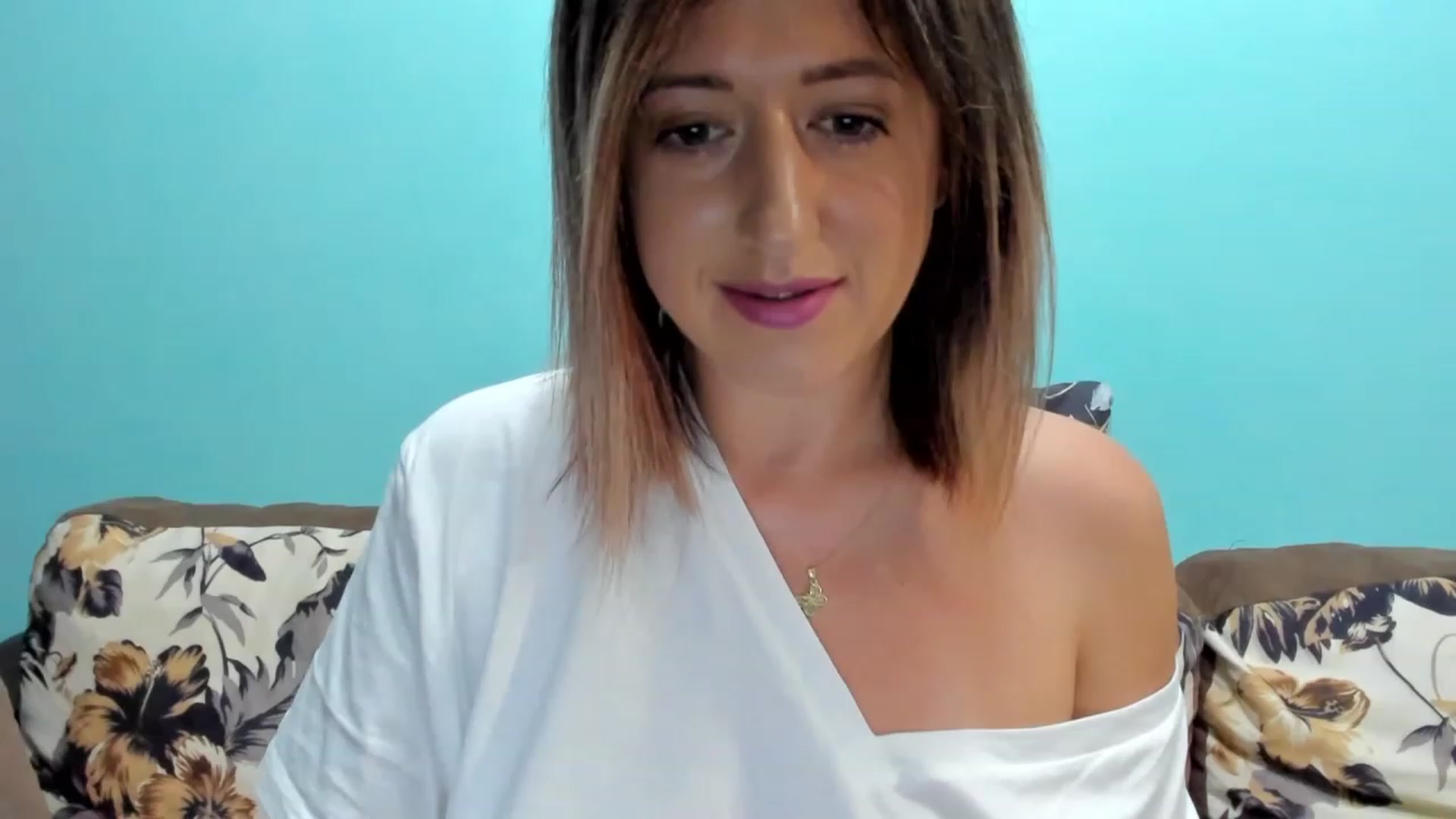 Gallery image thumbnail from SweetDelia_'s myfreecams stream on, 08/31/2023, 22:01 image 16 of 20