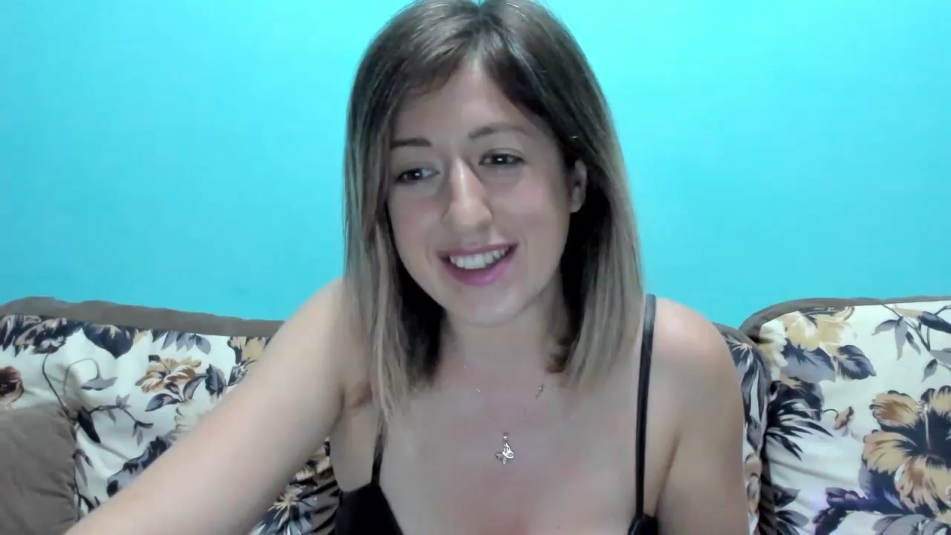 Gallery image thumbnail from SweetDelia_'s myfreecams stream on, 09/04/2023, 23:12 image 10 of 20