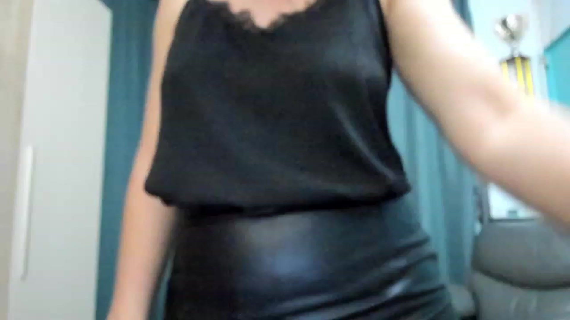 Gallery image thumbnail from SweetDelia_'s myfreecams stream on, 09/05/2023, 17:50 image 19 of 20