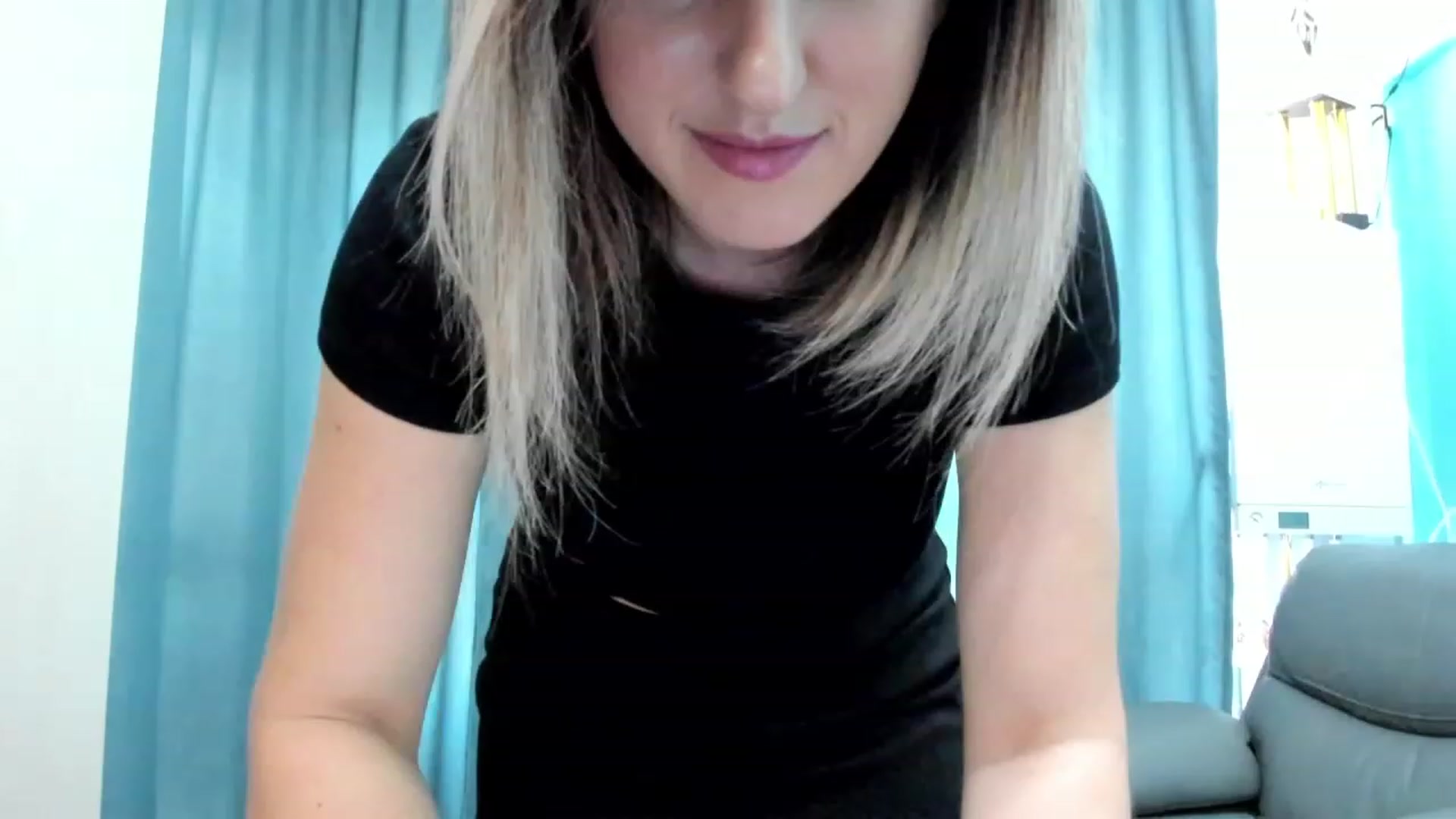 Gallery image thumbnail from SweetDelia_'s myfreecams stream on, 09/13/2023, 11:04 image 18 of 20
