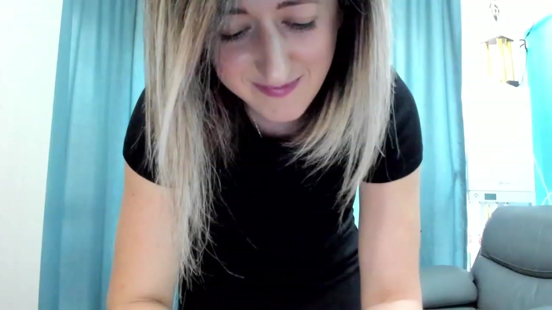 Gallery image thumbnail from SweetDelia_'s myfreecams stream on, 09/13/2023, 11:04 image 19 of 20