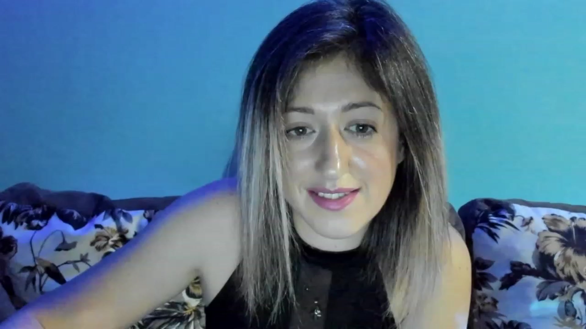 Gallery image thumbnail from SweetDelia_'s myfreecams stream on, 09/16/2023, 23:49 image 6 of 20