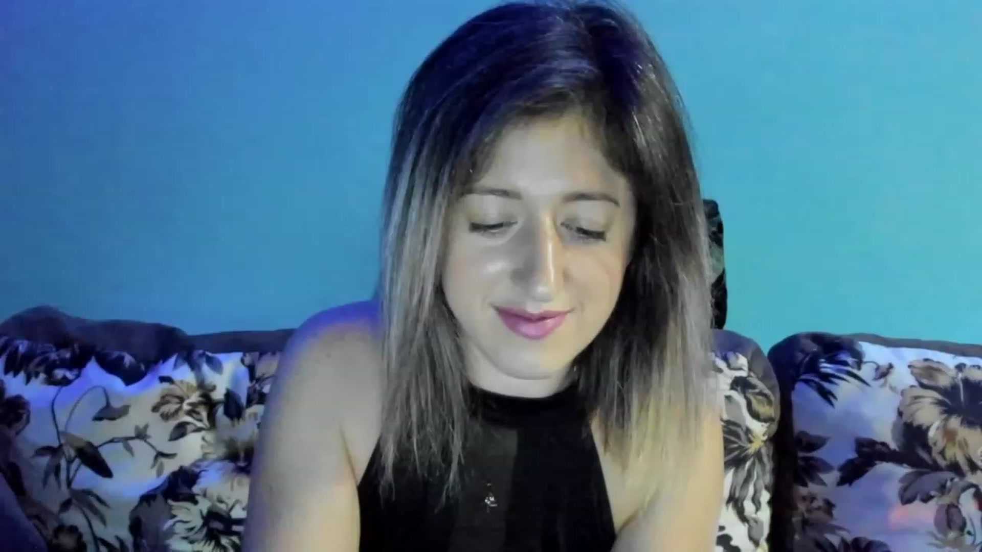 Gallery image thumbnail from SweetDelia_'s myfreecams stream on, 09/16/2023, 23:49 image 4 of 20