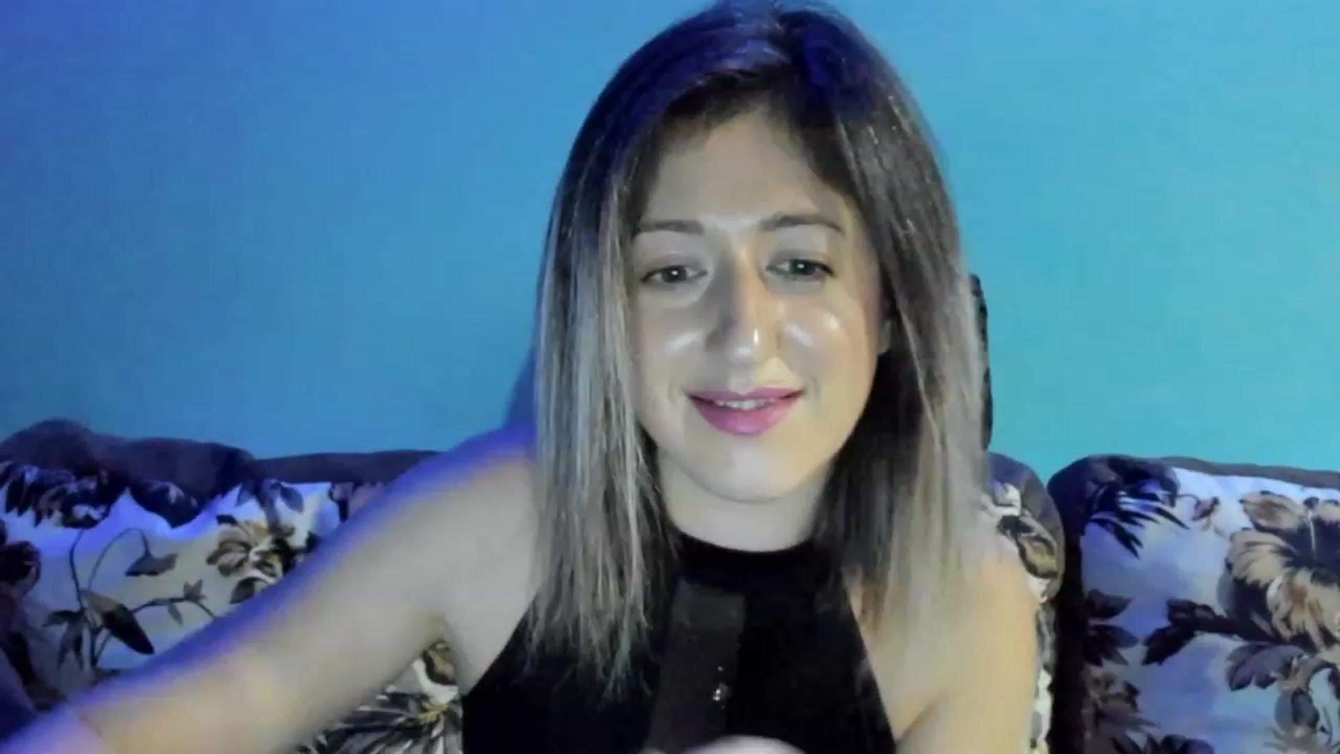 Gallery image thumbnail from SweetDelia_'s myfreecams stream on, 09/16/2023, 23:49 image 9 of 20