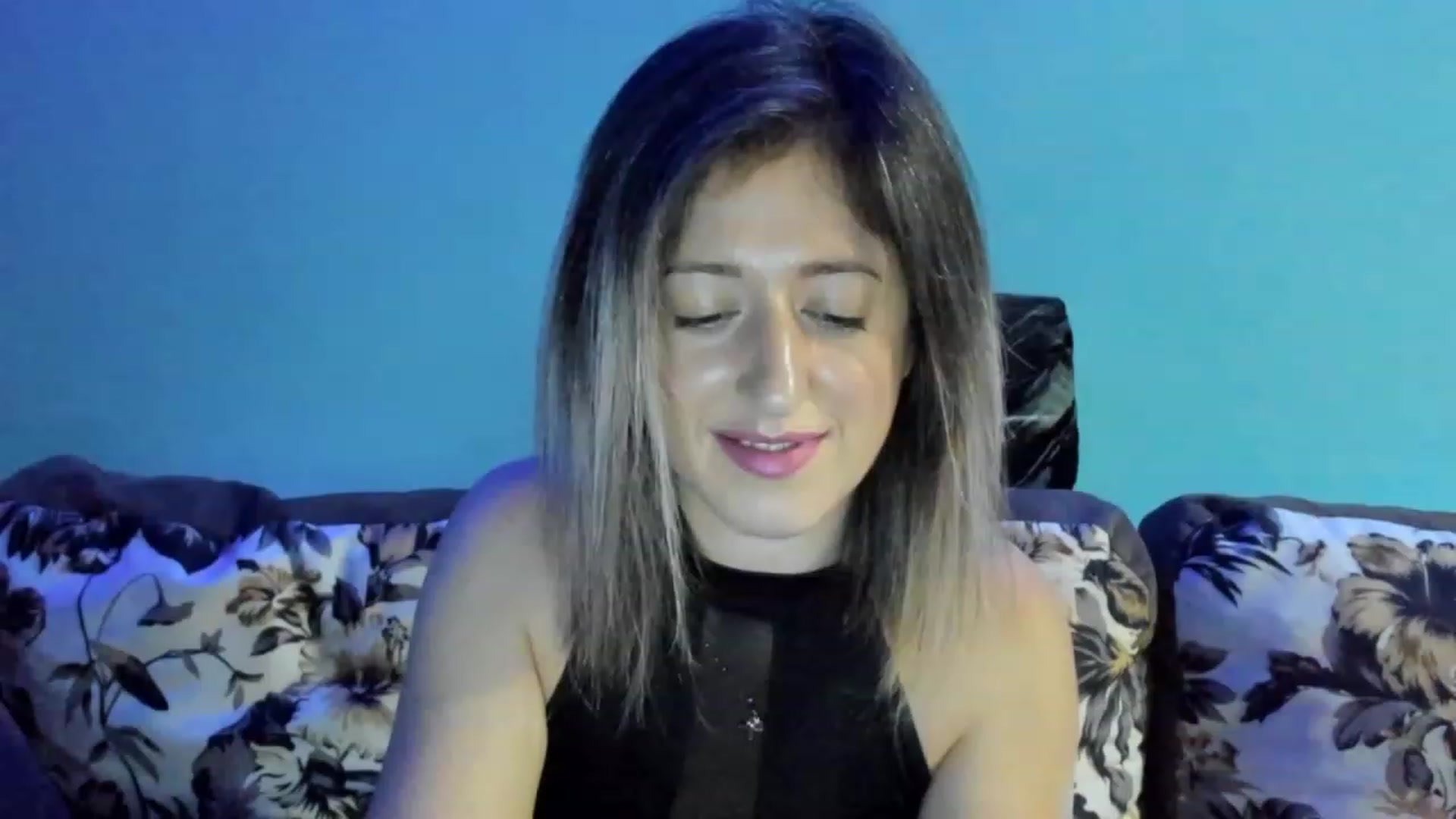 Gallery image thumbnail from SweetDelia_'s myfreecams stream on, 09/16/2023, 23:49 image 10 of 20