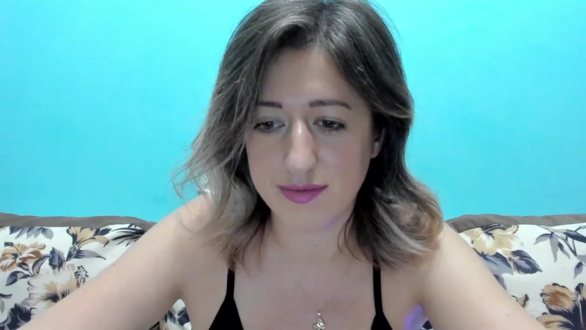 Gallery image thumbnail from SweetDelia_'s myfreecams stream on, 09/18/2023, 09:26 image 11 of 20