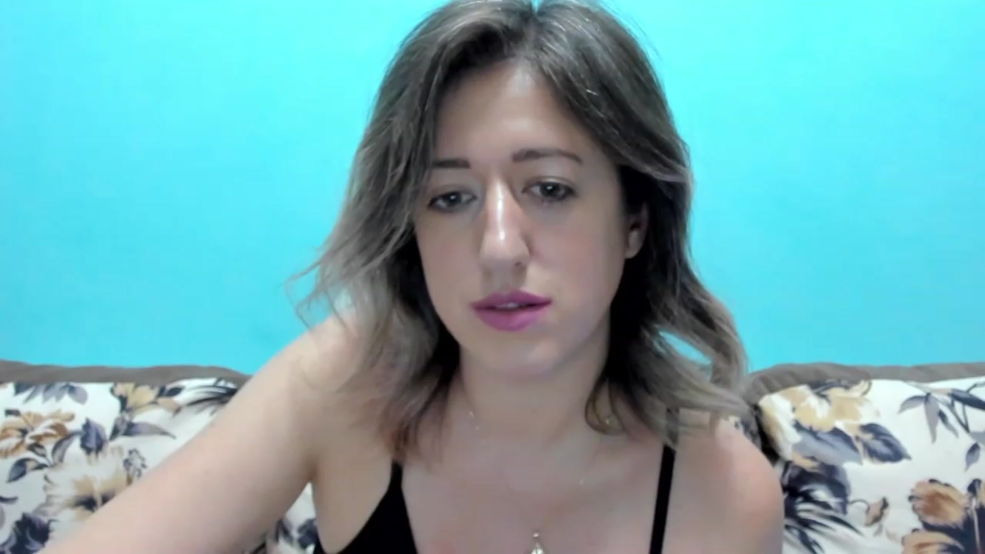 Gallery image thumbnail from SweetDelia_'s myfreecams stream on, 09/18/2023, 09:26 image 7 of 20