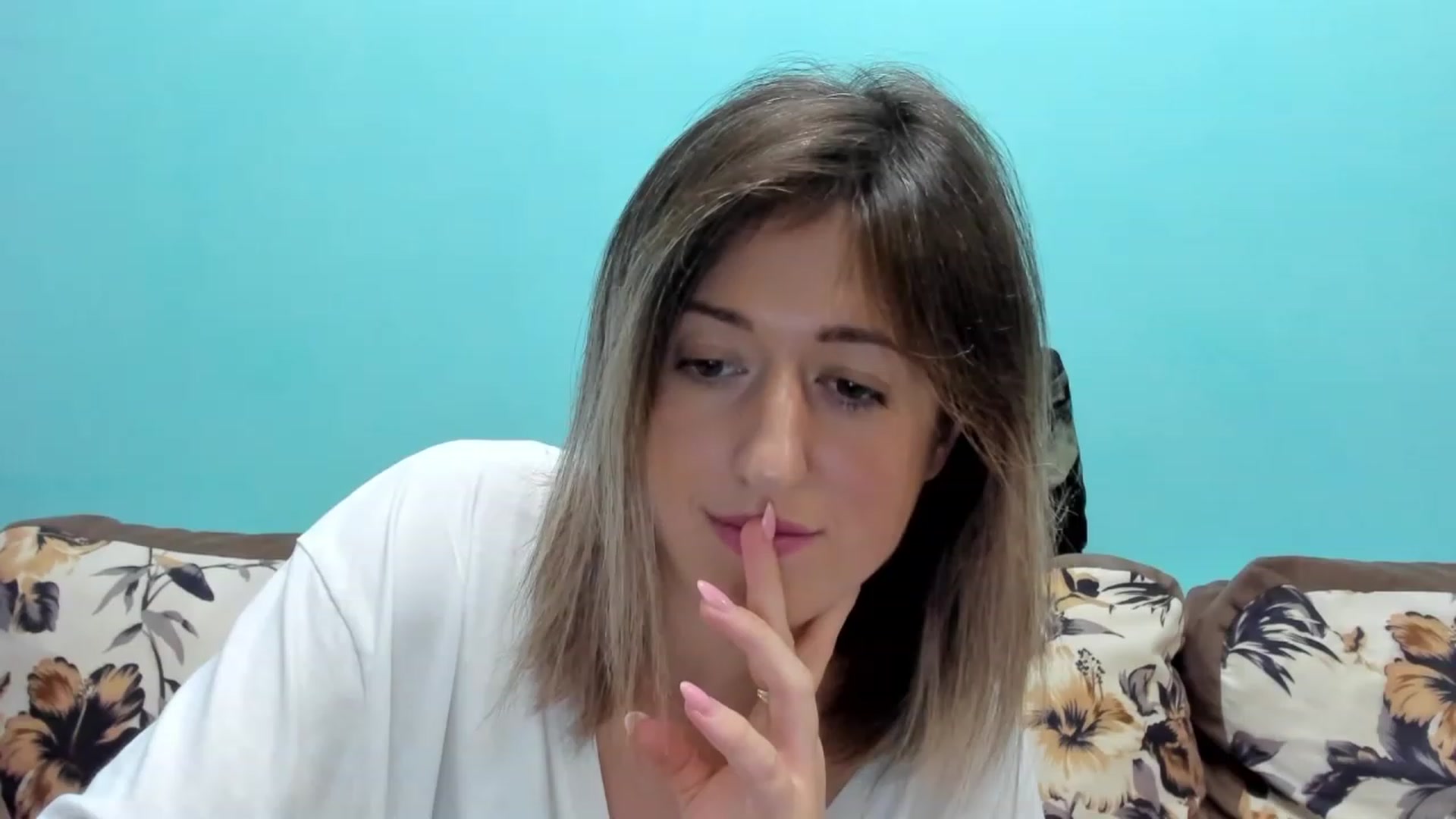 Gallery image thumbnail from SweetDelia_'s myfreecams stream on, 09/25/2023, 10:01 image 15 of 20