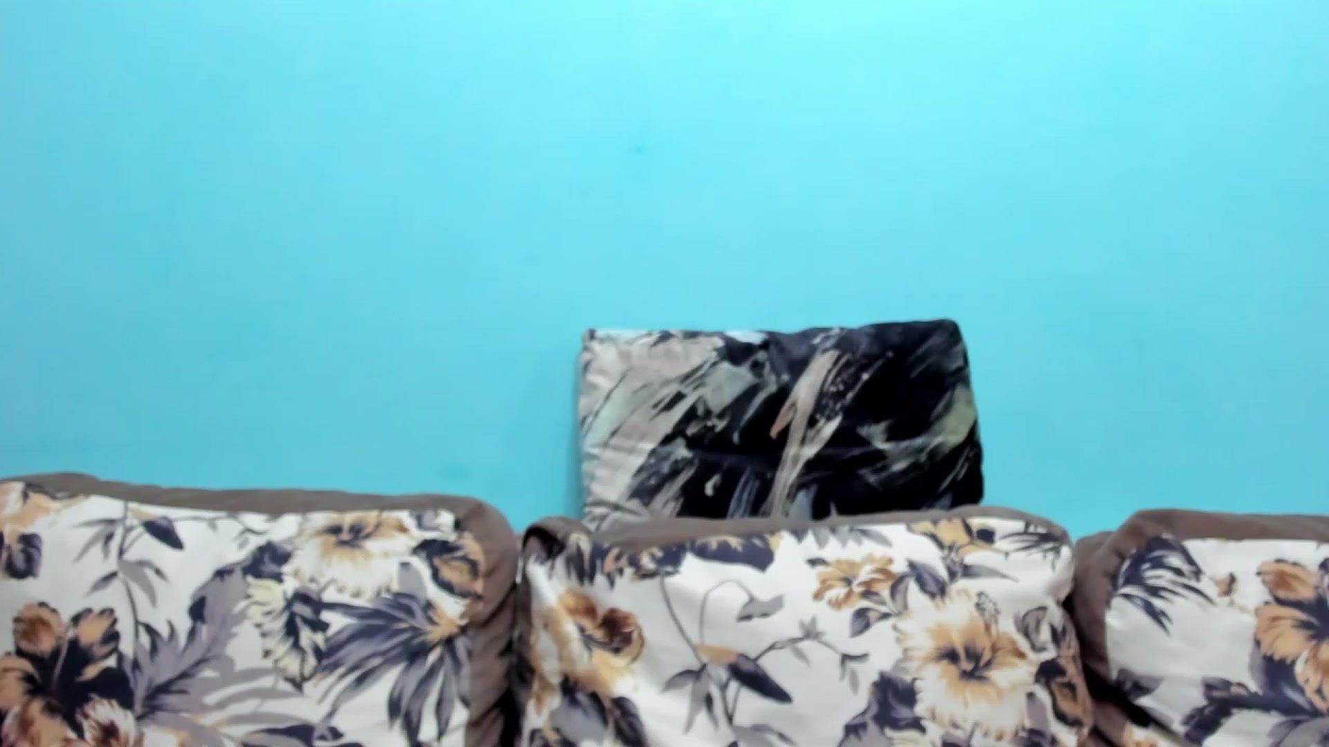 Gallery image thumbnail from SweetDelia_'s myfreecams stream on, 09/25/2023, 10:01 image 10 of 20