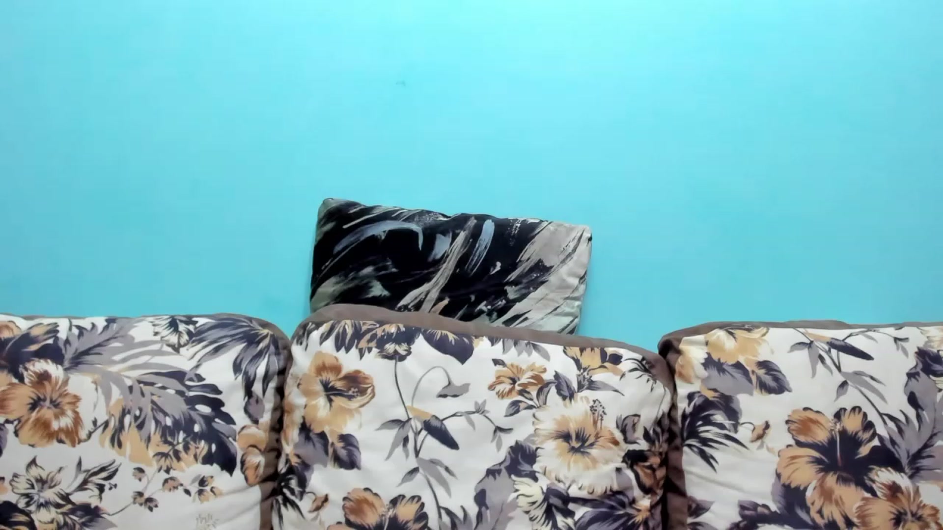 Gallery image thumbnail from SweetDelia_'s myfreecams stream on, 10/02/2023, 11:40 image 8 of 20