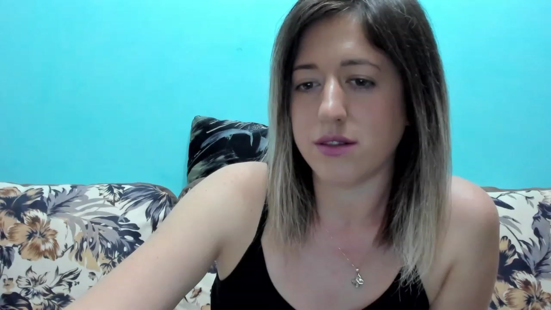 Gallery image thumbnail from SweetDelia_'s myfreecams stream on, 10/02/2023, 11:40 image 13 of 20