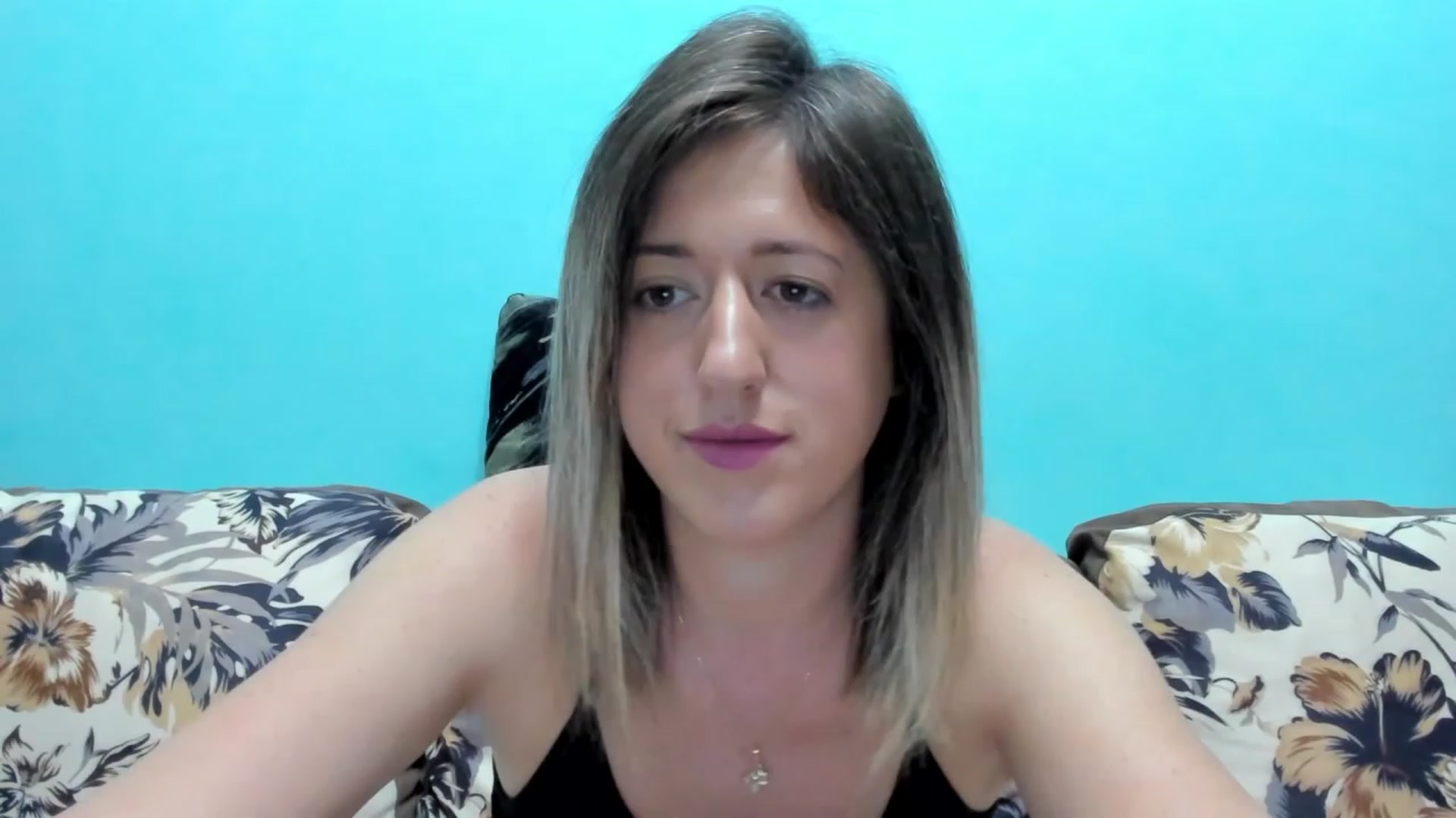 Gallery image thumbnail from SweetDelia_'s myfreecams stream on, 10/02/2023, 11:40 image 6 of 20