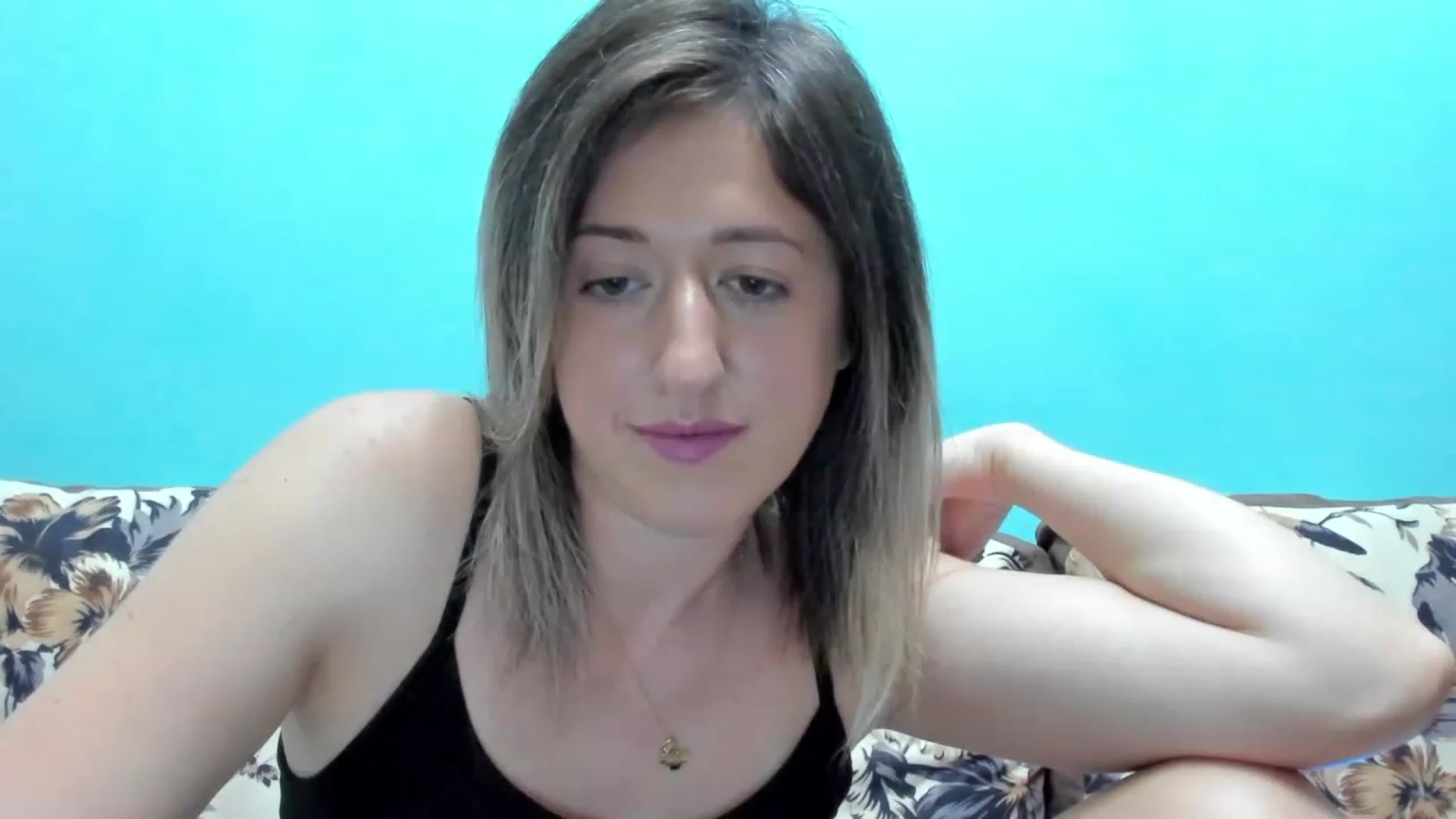 Gallery image thumbnail from SweetDelia_'s myfreecams stream on, 10/02/2023, 11:40 image 19 of 20