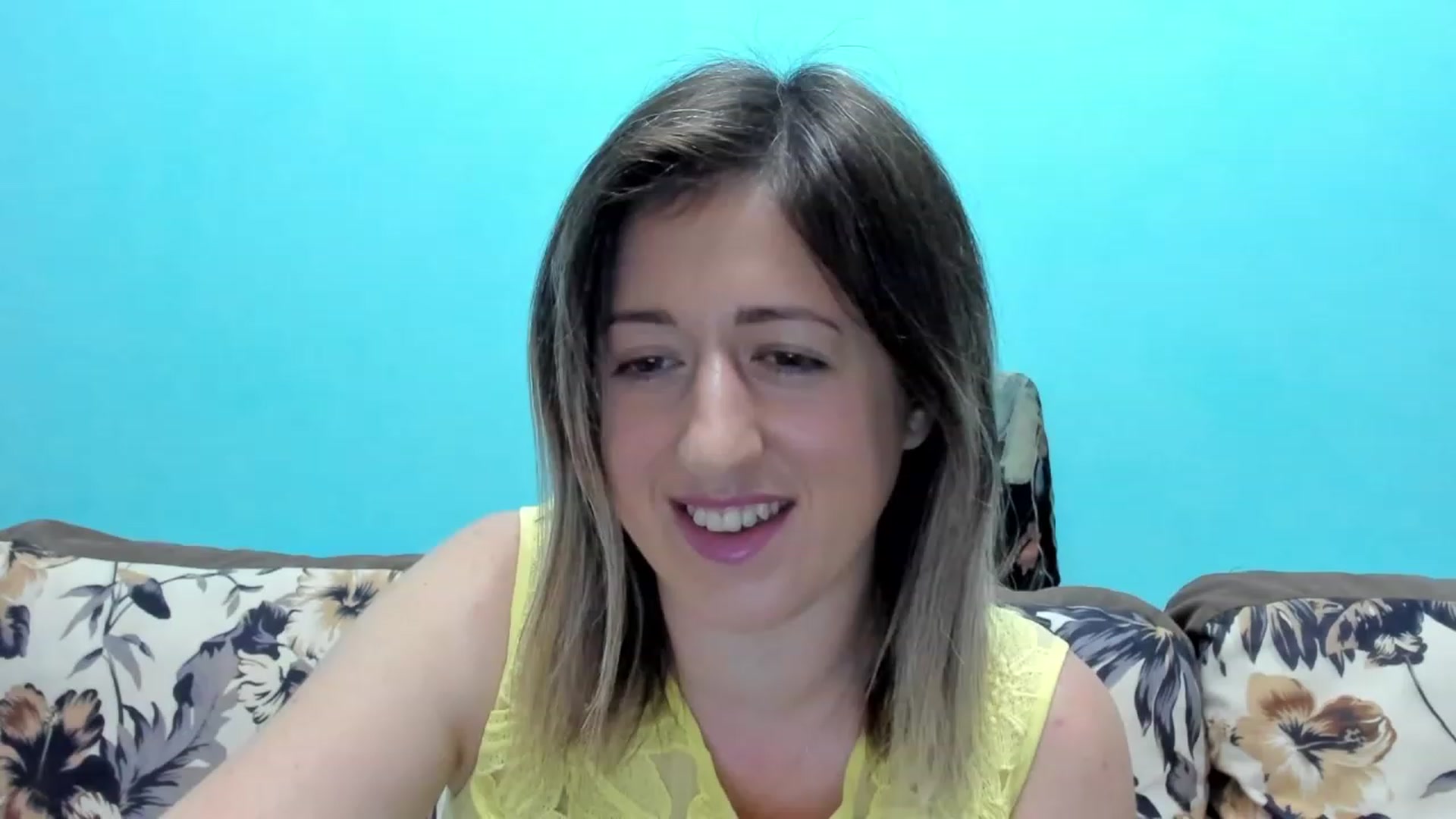 Gallery image thumbnail from SweetDelia_'s myfreecams stream on, 10/04/2023, 09:37 image 14 of 20